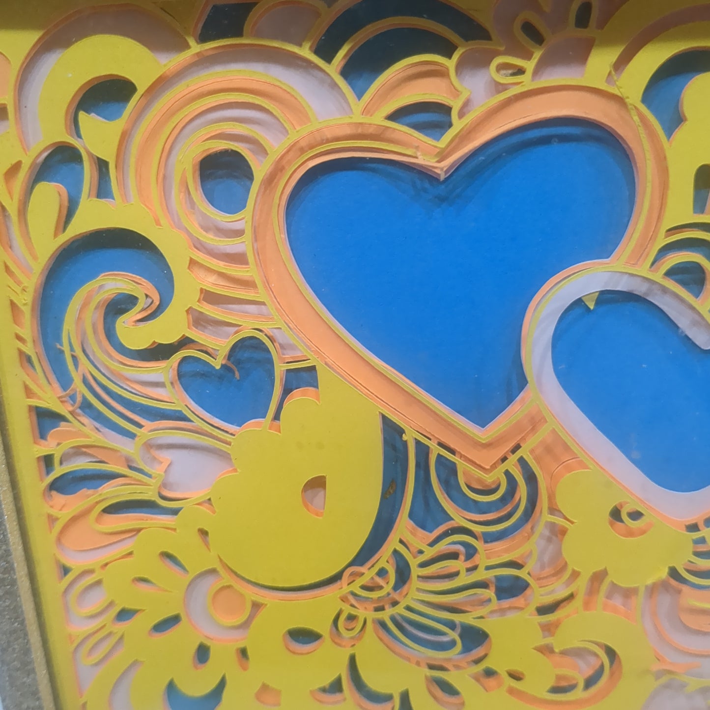 5 x 7“ gold shadowbox with Papercut paisley heart
