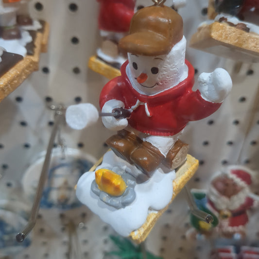 Marshmallow Camper Ornament