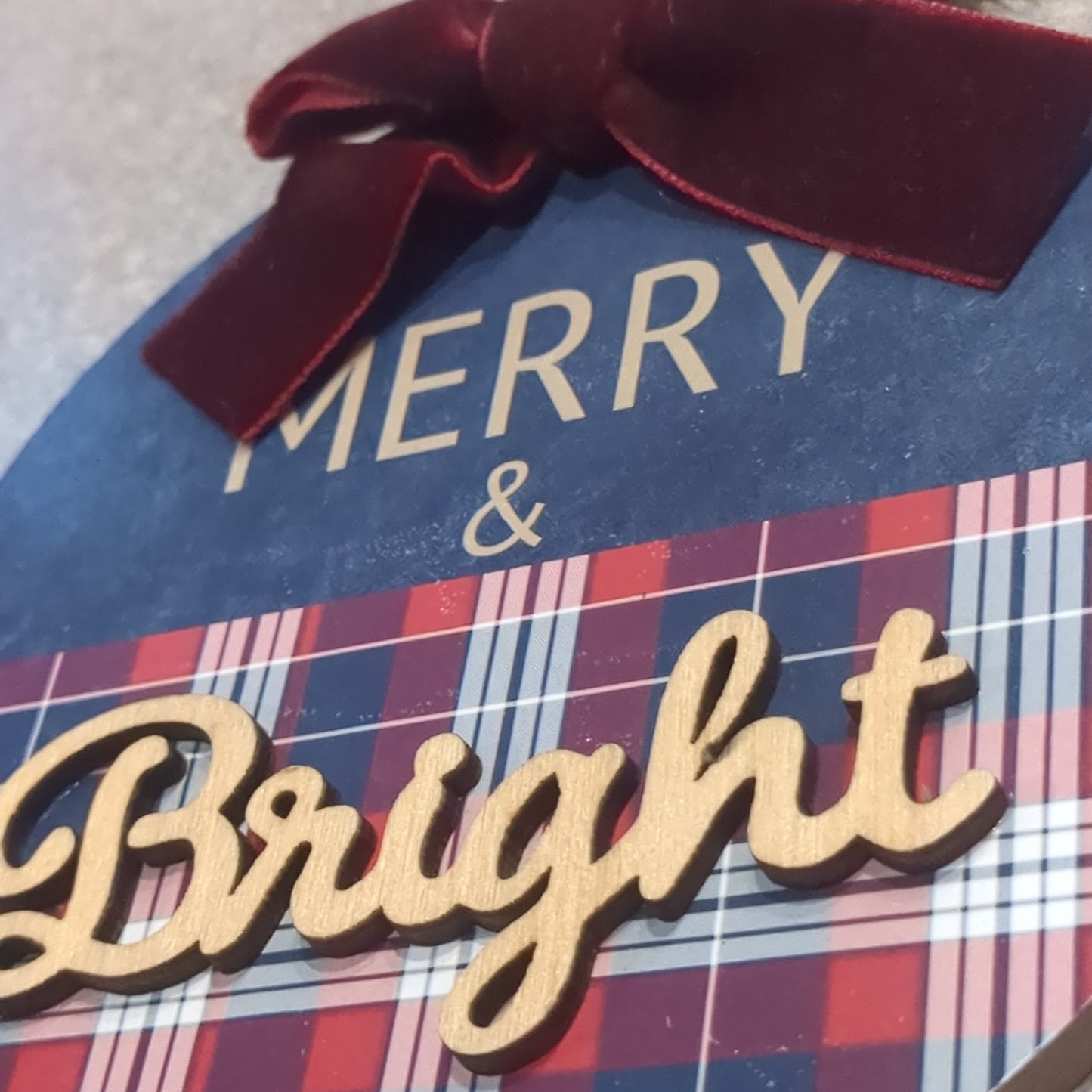 MDF ball ornament Merry & Bright