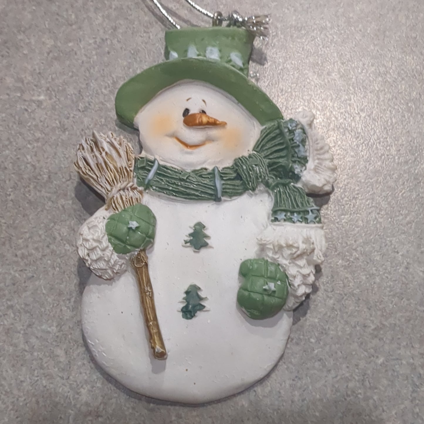 Og2 Polycrylic snowman ornament with a broom - green