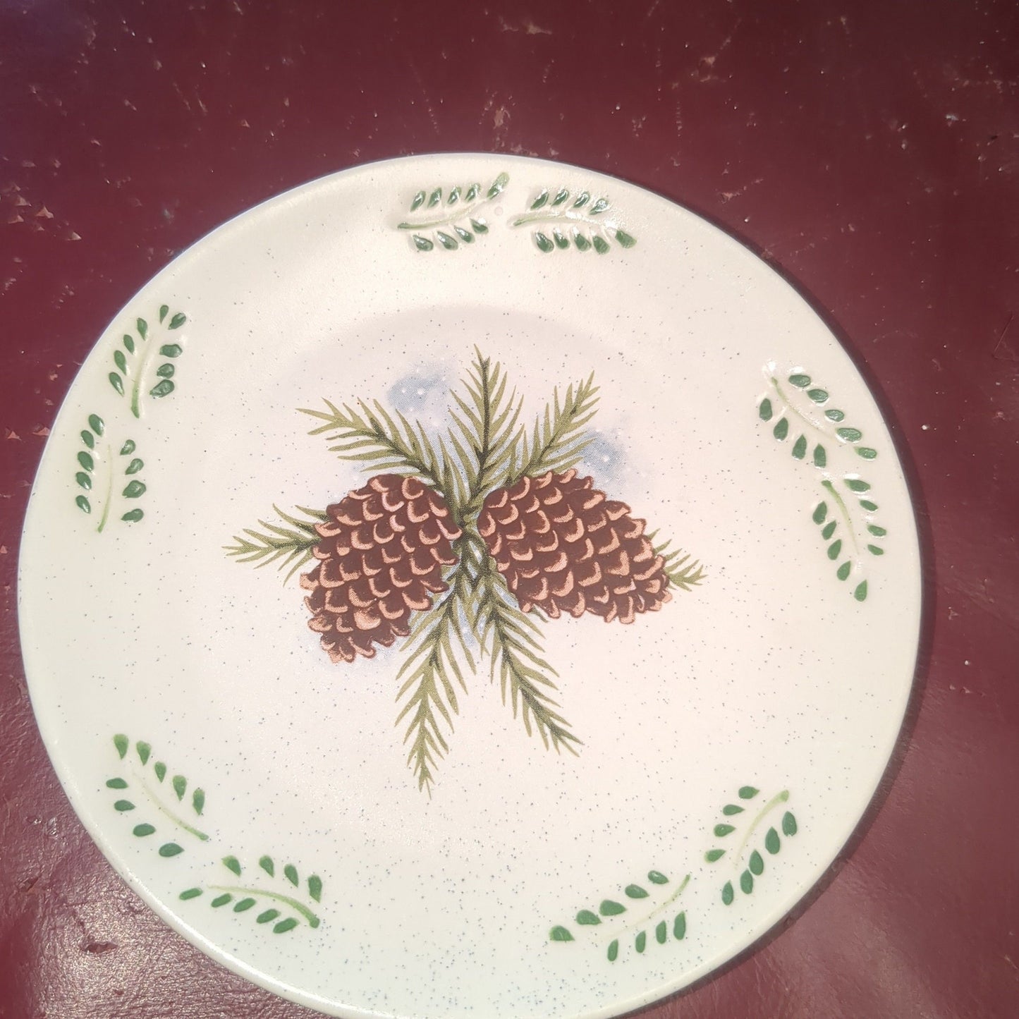Vintage 4 inch plate from MWW Market 225 pinecones