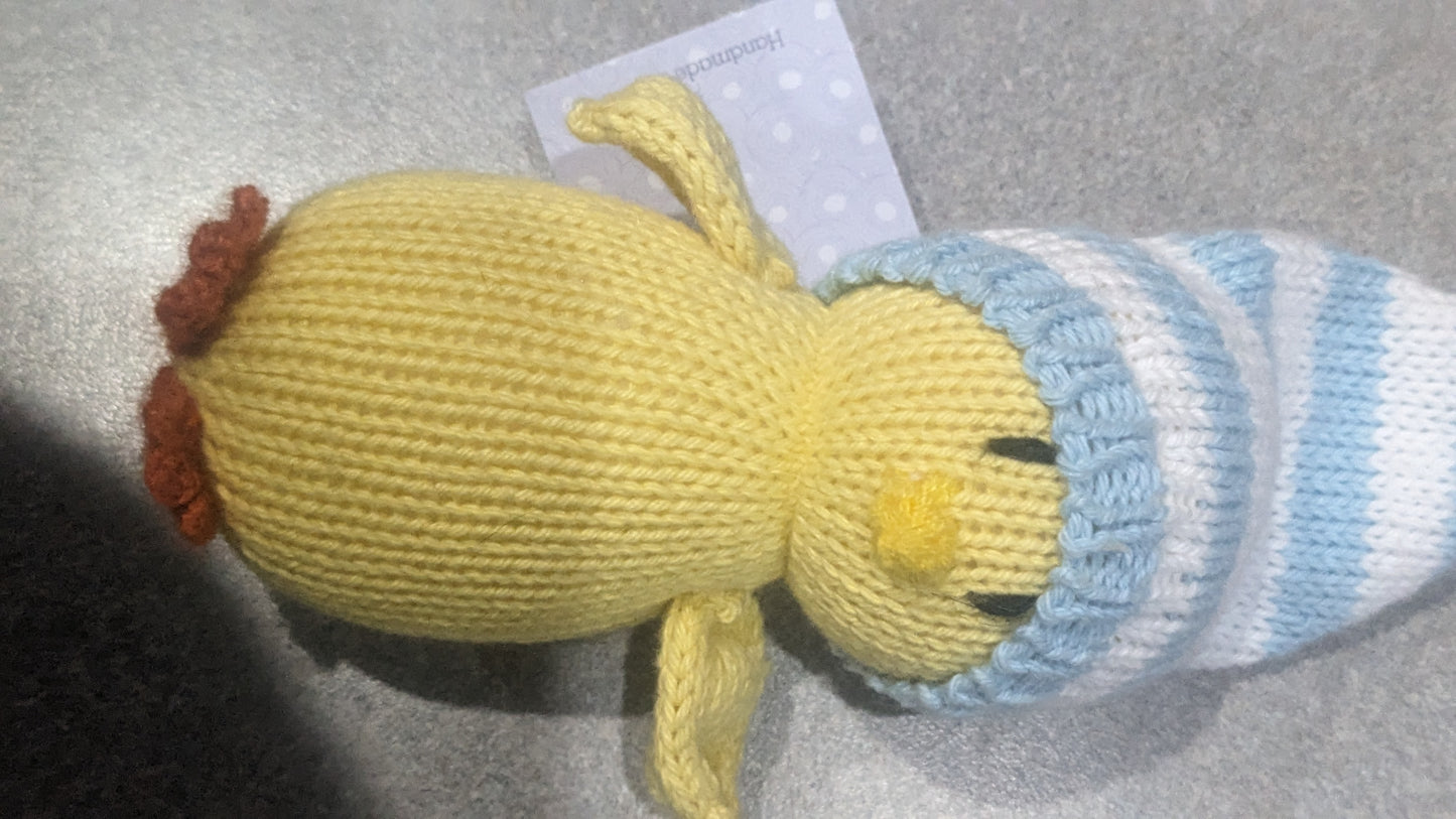 E59 Chick In Blue And White Stocking Hat Easter Spring