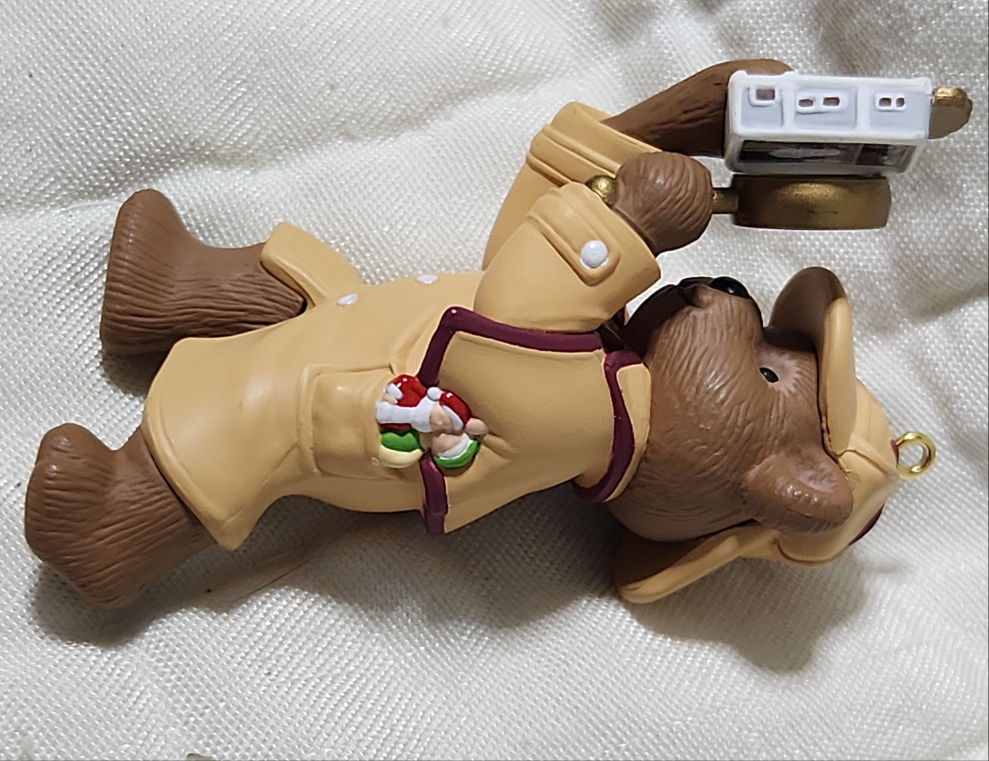 Vintage Hallmark Keepsake Collector's Club Ornament 1994 Holiday Pursuit Bear Detective