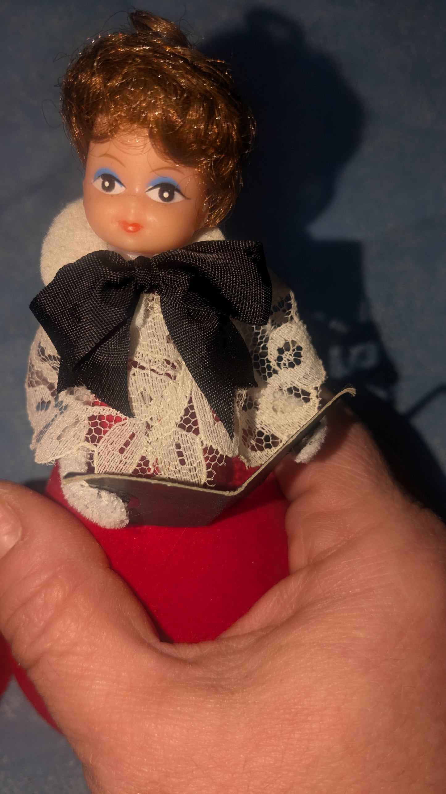 Vintage carolers cardboard bases