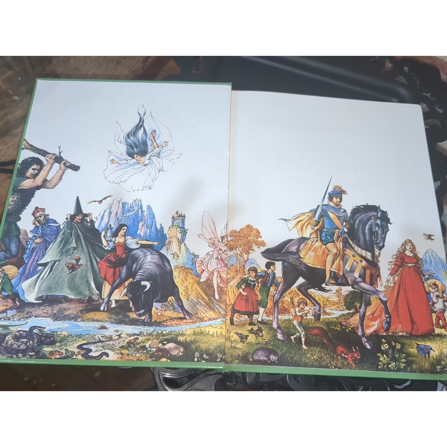 EMERALD FAIRY TALES By Jane Carruth - HC 1983 Edition Children's Large Book