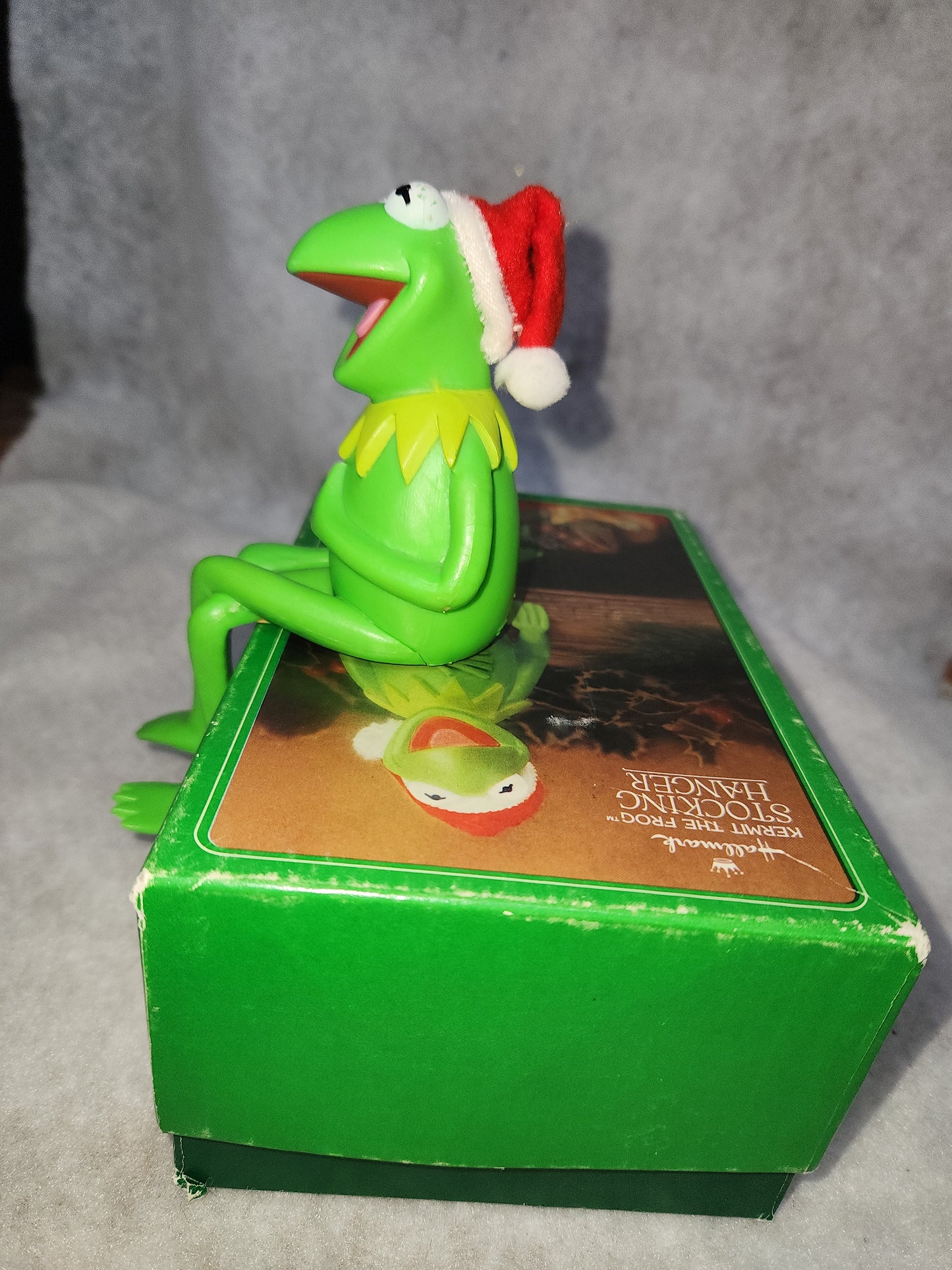 Vintage Hallmark Christmas Stocking Hanger Holder Kermit the Frog 1980 Muppets sh238