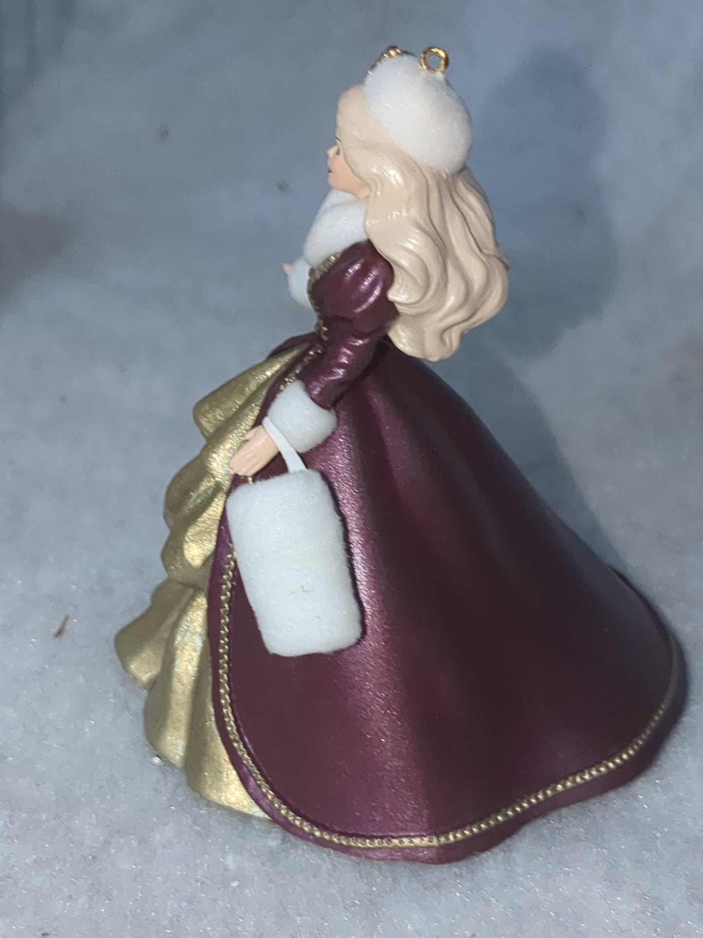 1996 Hallmark Holiday Barbie. 4th in Holiday Barbies Series. New in box and packaging. Hob8