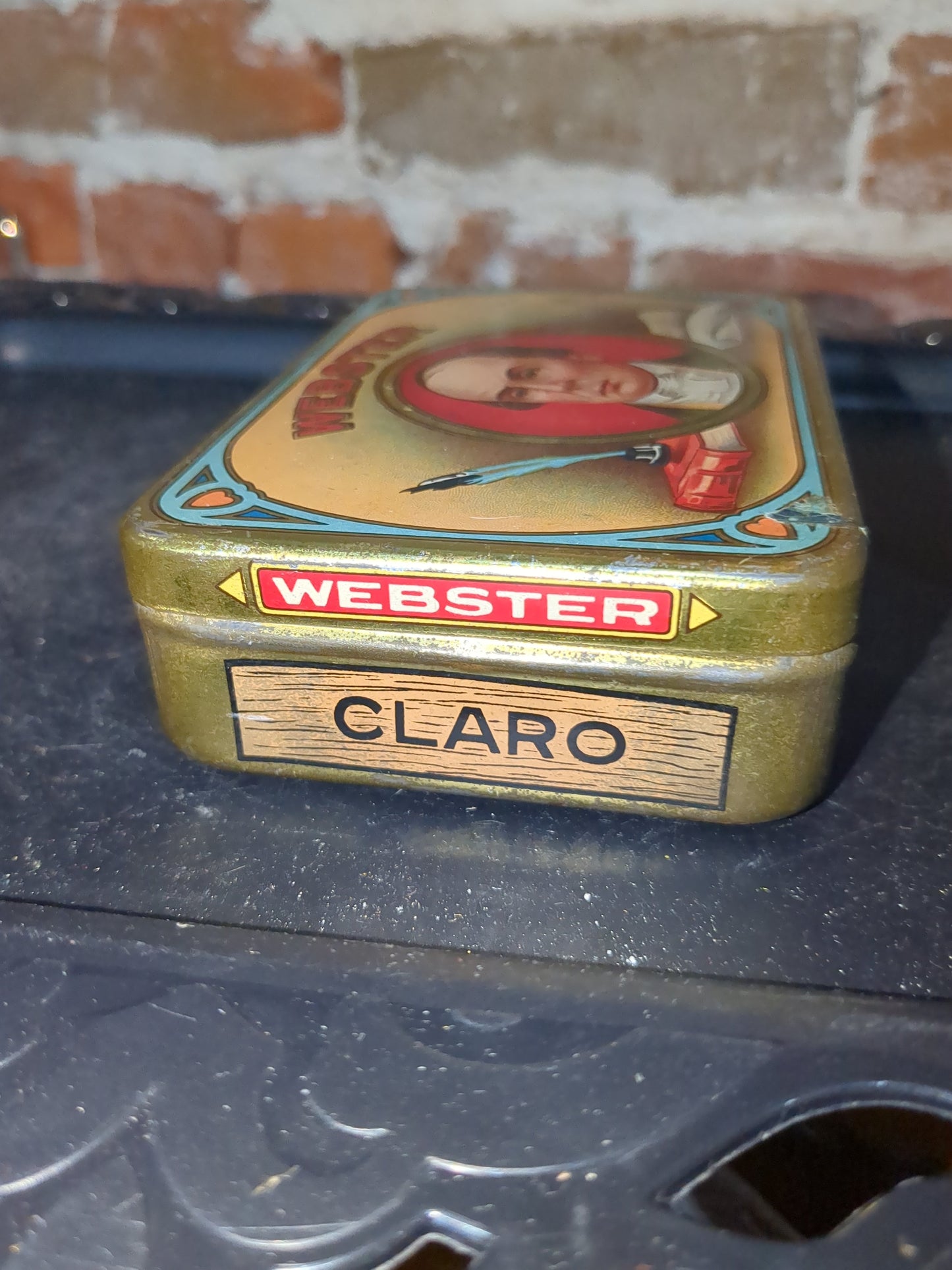 VINTAGE ADVERTISING  EMPTY WEBSTER FLAT TOBACCO POCKET TIN  tin504