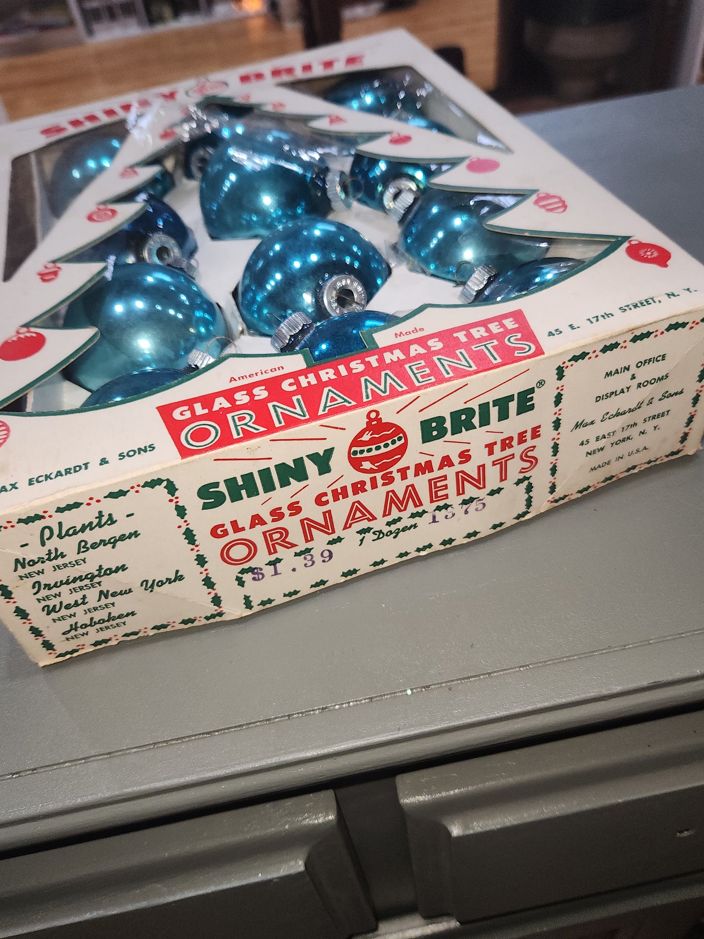 Box of Shiny Brite Brite turquoise ornament 2 1/2" bo68