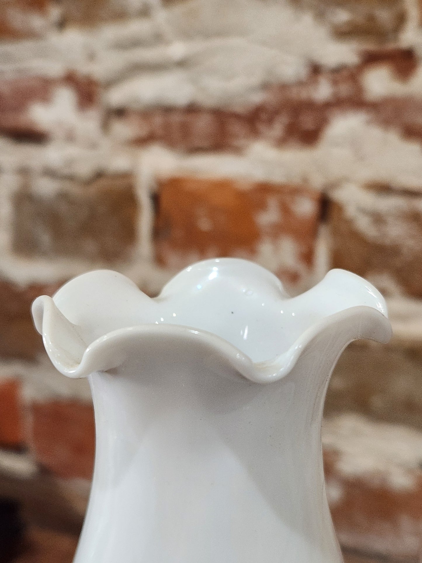 Vintage Enesco Hong Kong Miniature Milk Glass Oil Lamp lamp6
