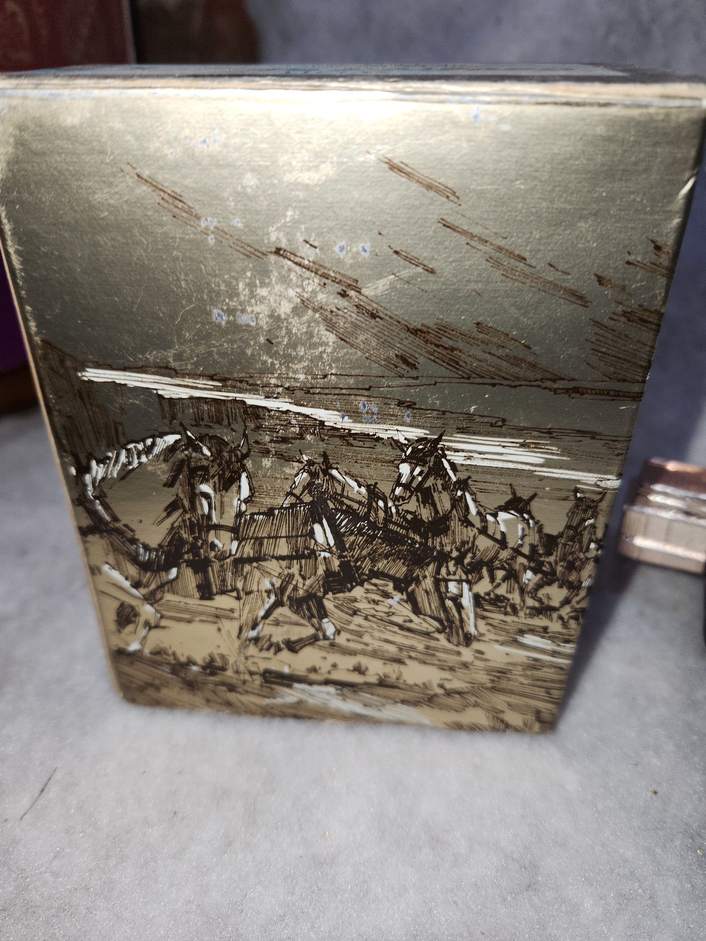 Vintage Avon Wild Country After Shave in Covered Wagon EMPTY Original Box av439