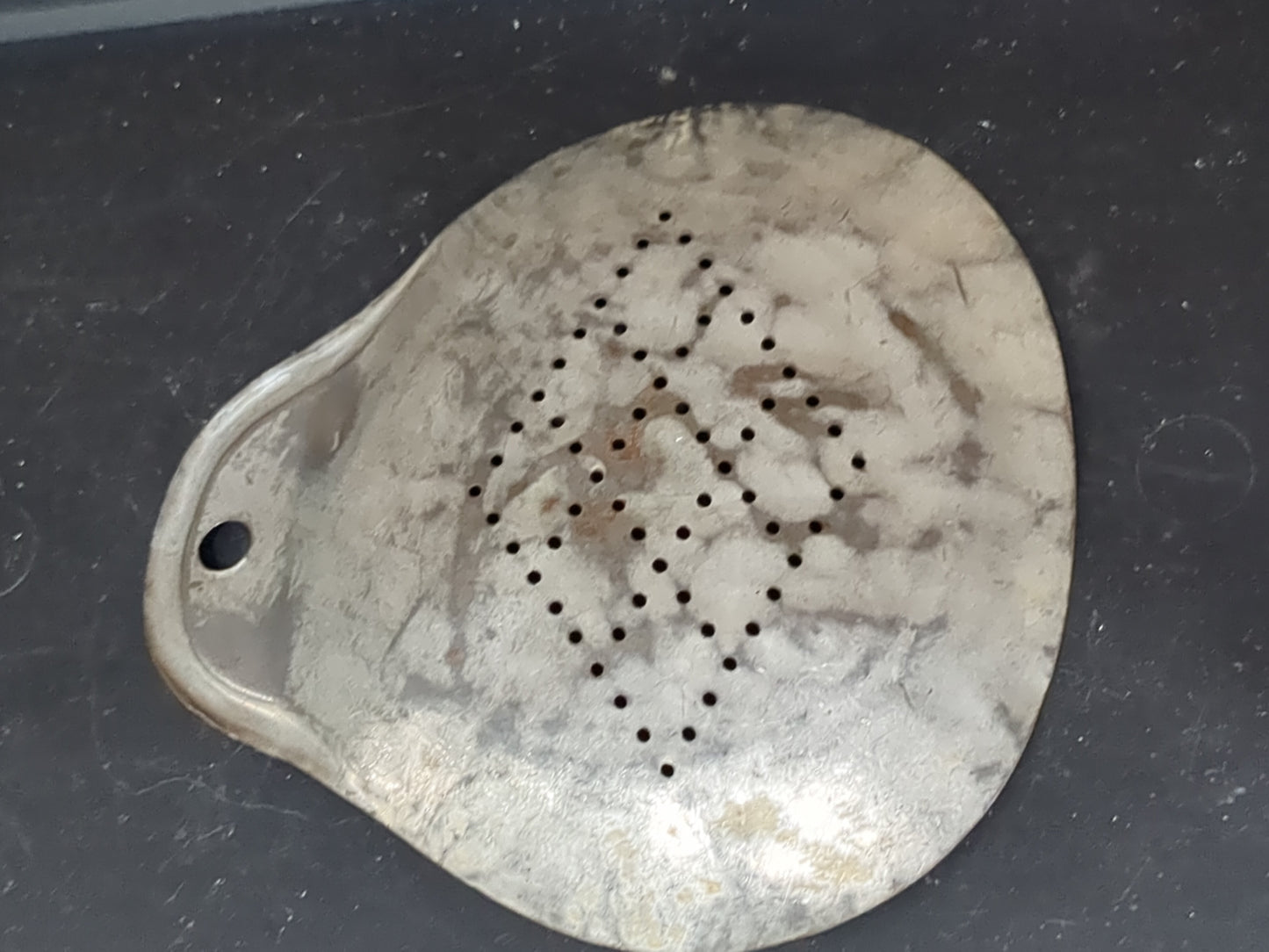 Antique primitive hand scoop milk skimmer tin hand scoop alu859