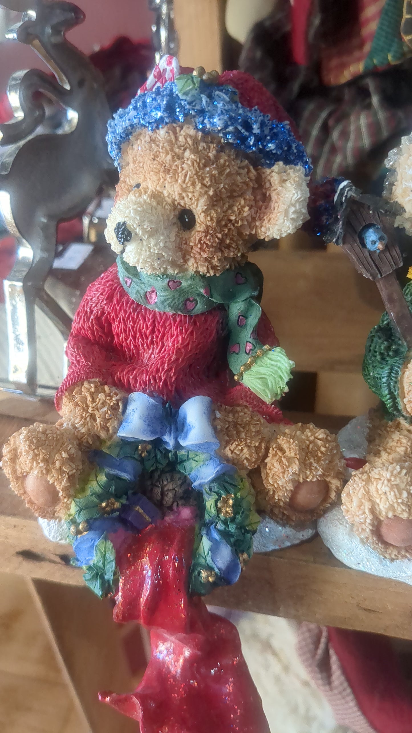 Sh3 resin bear stocking holder