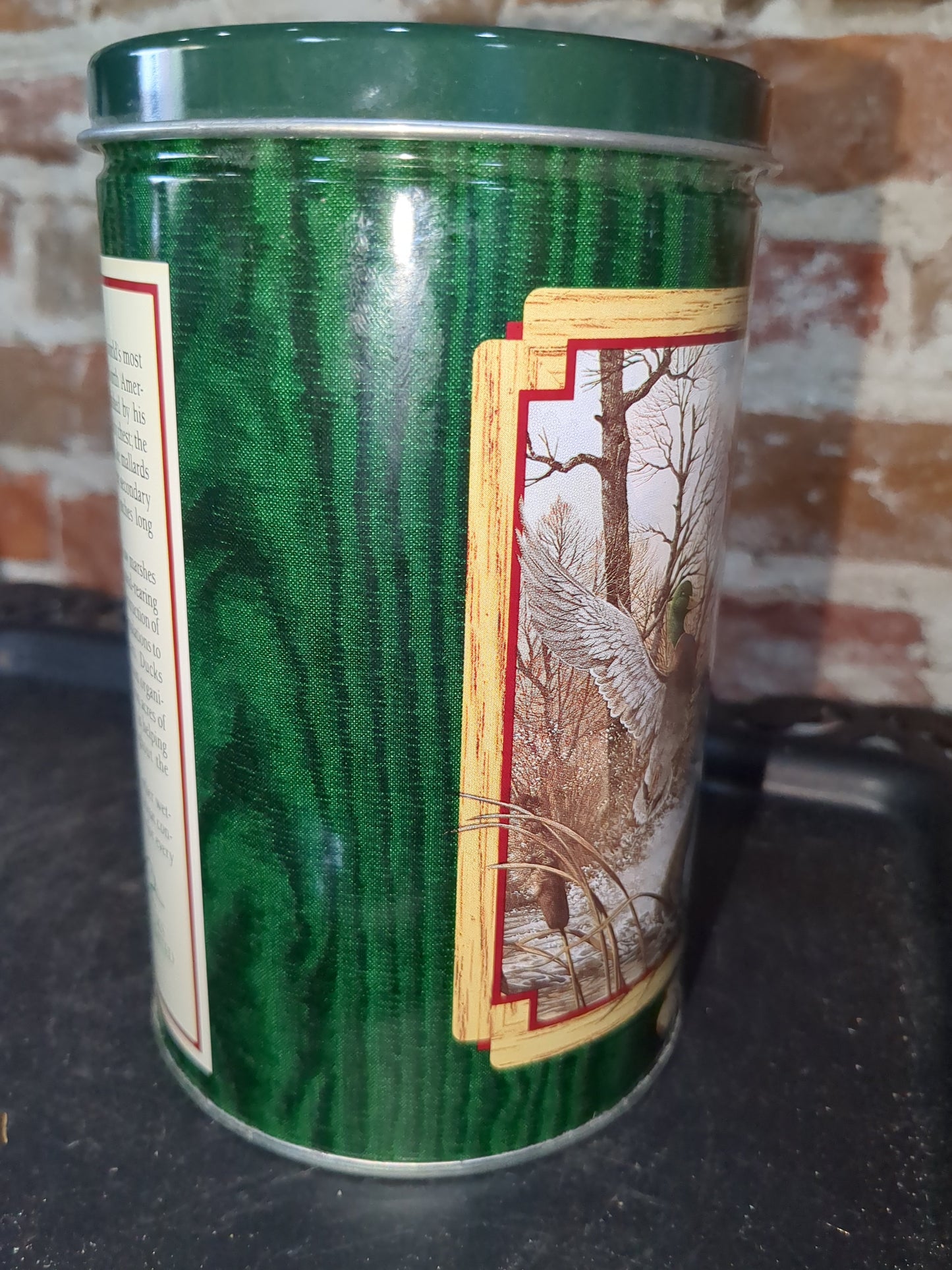 Vintage Collectible Lowrey's Ducks Unlimited Spooked Tin Container Exclusive First Edition 1990 tin889