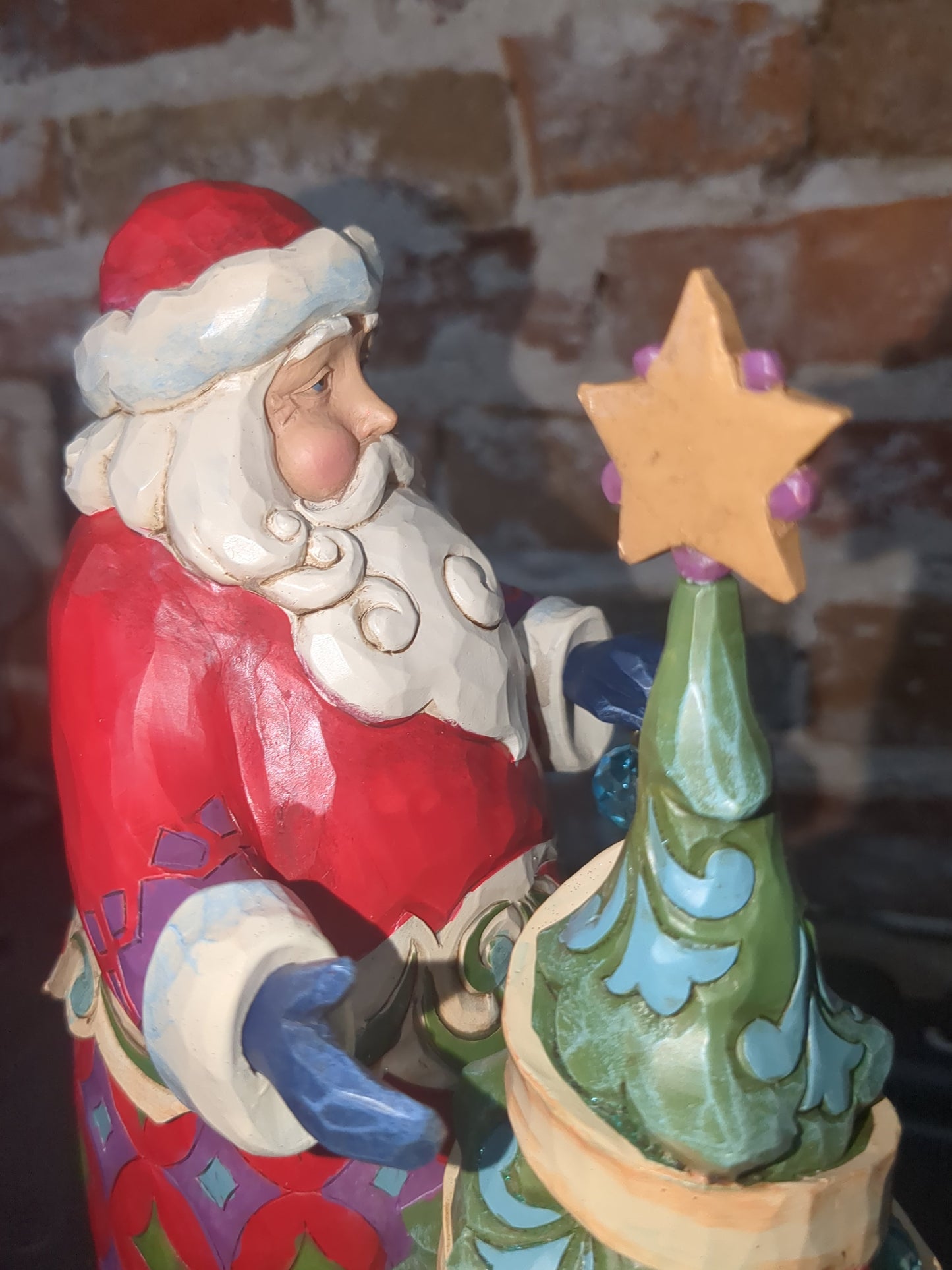 Jim Shore Heartwood Creek 15th Anniversary Santa With Tree Figurine 4059000r
