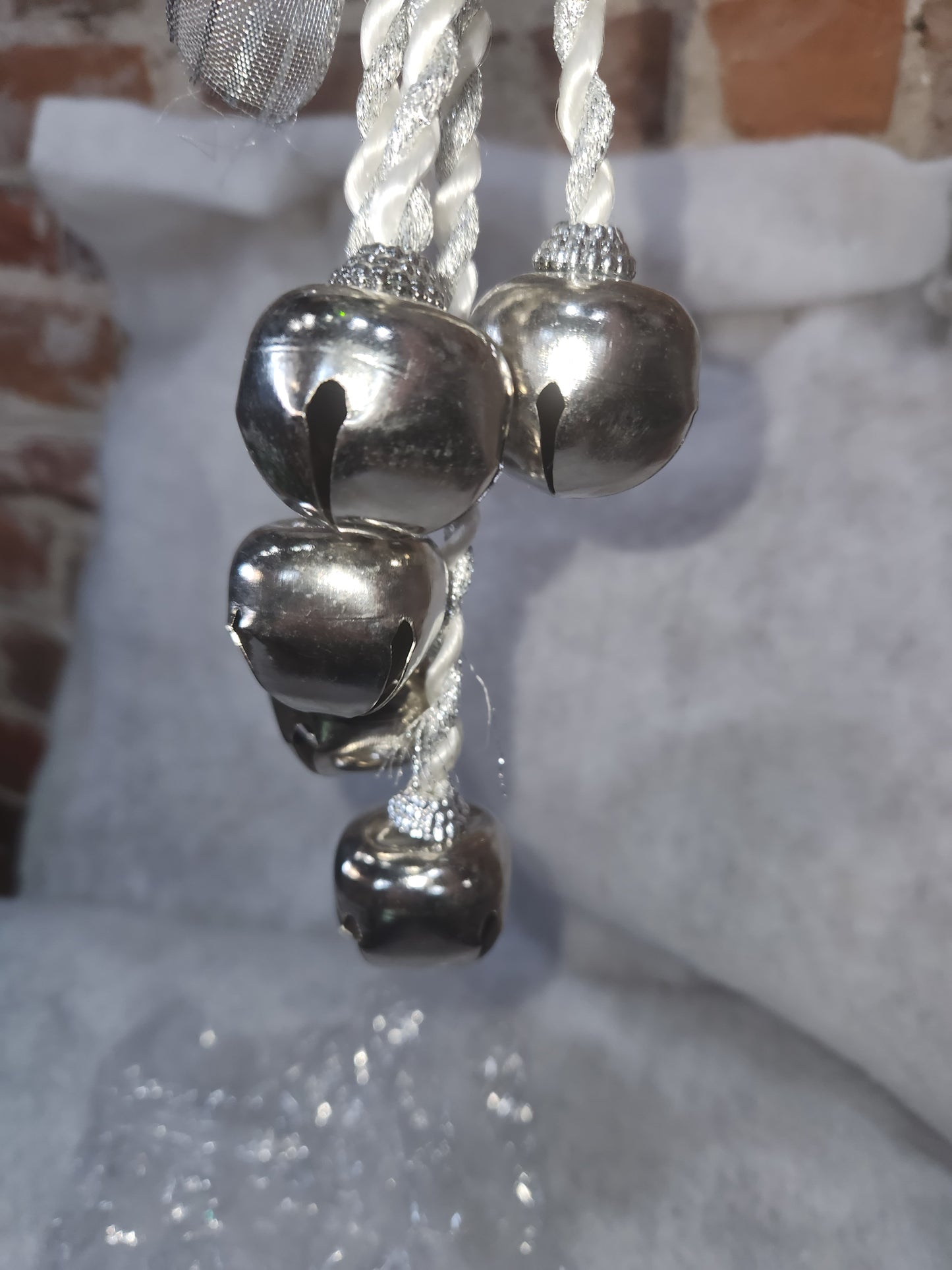 NOS GIFTCO SILVER BELL DOOR KNOB HANGER 12" LONG NEW IN BOX METAL dk7