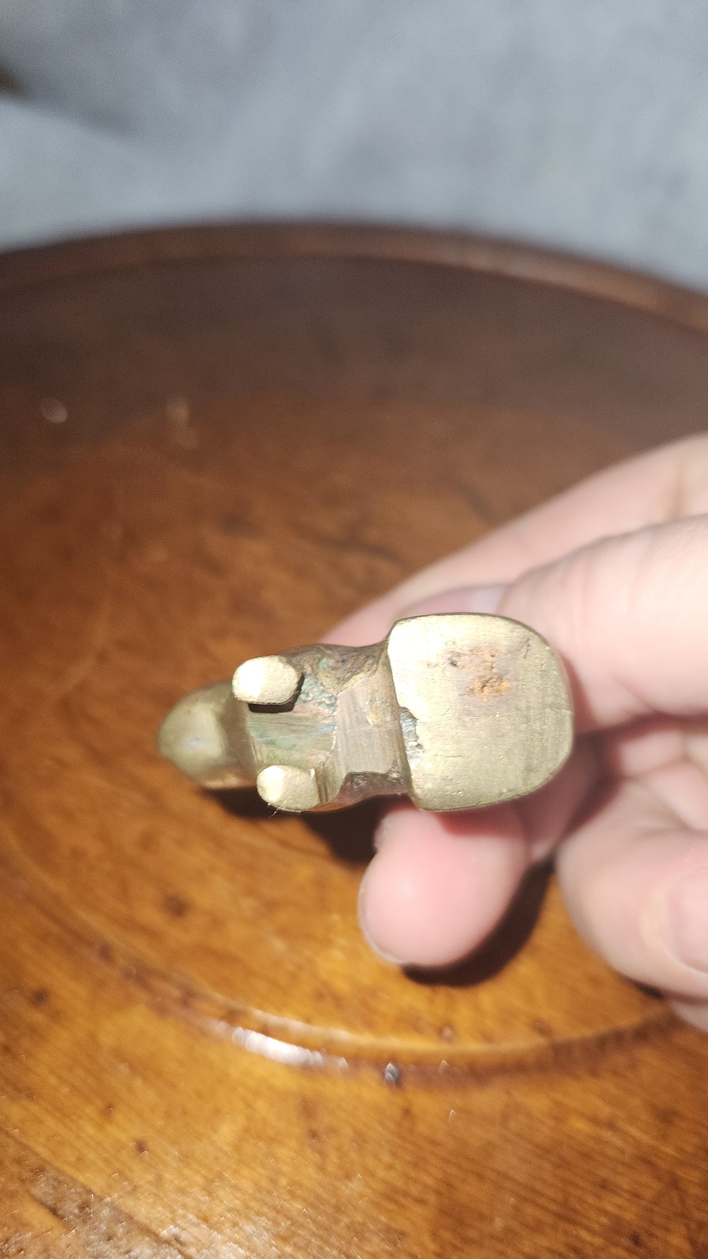 Miniature brass squirrel br90