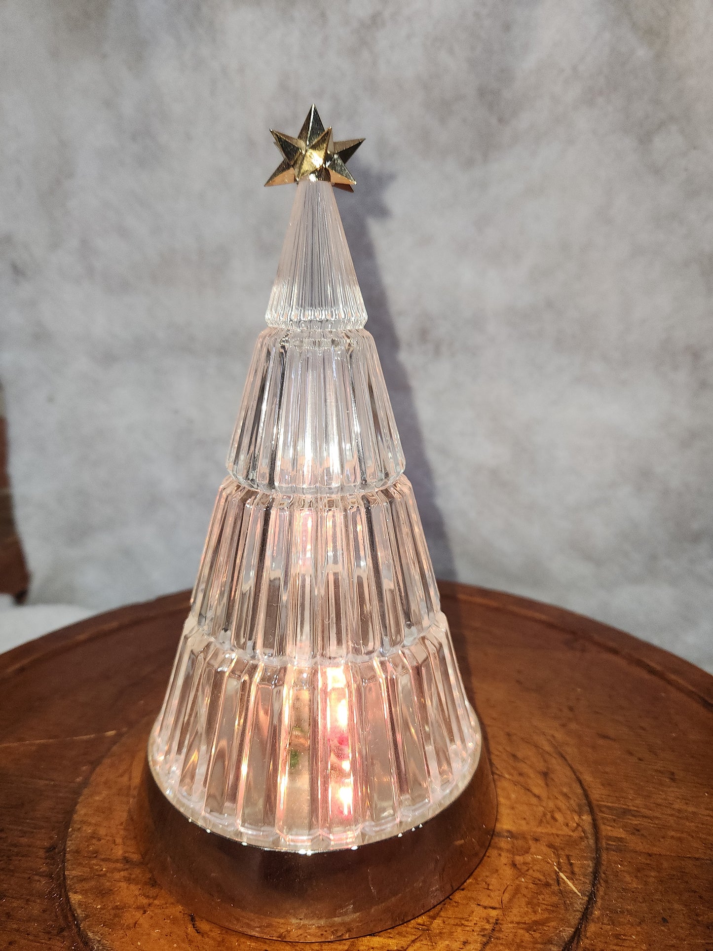 Vintage 8 1/2" Avon Crystal Holiday Tree Battery Powered av588