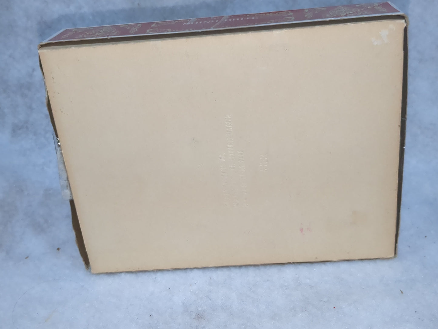 box of Shiny Brite silver ornament 1 1/2" bo5