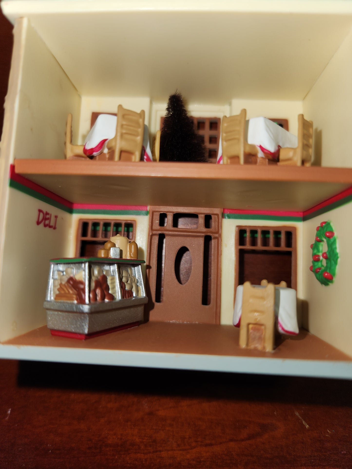HH2012 Mama's Ristorante Ornament Hallmark Nostalgic Houses NO BOX