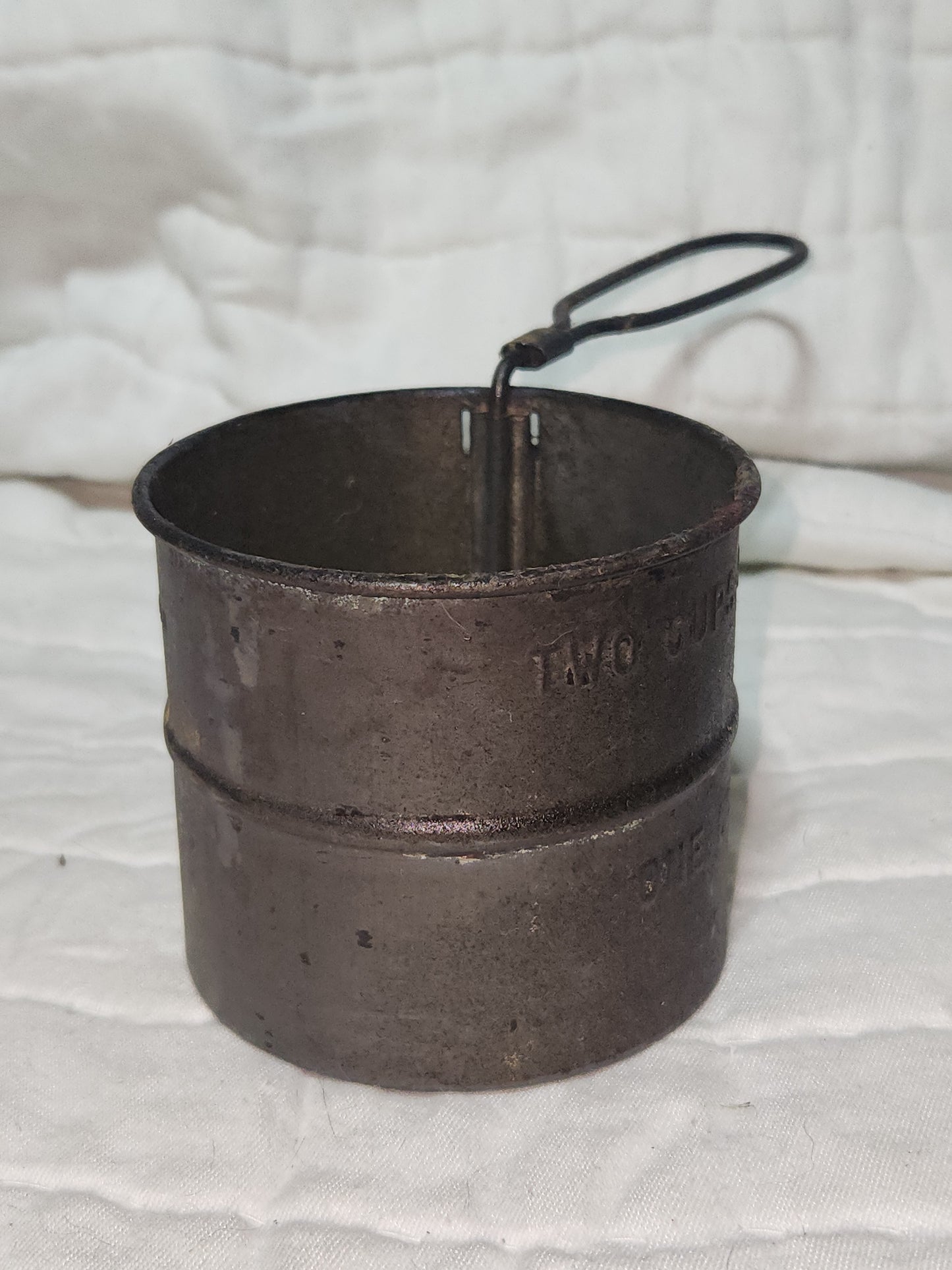 Vintage Manual Hand Held Flour Sifter one cup two cups full made in USA kit227