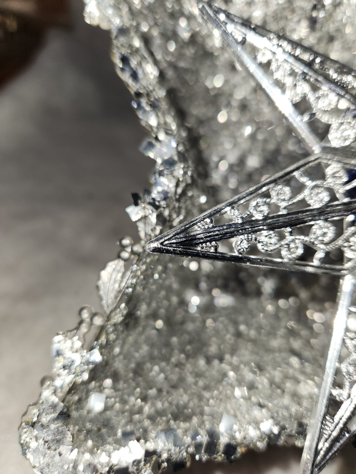 111 Vintage unique plastic star tree topper with reflector foil silver