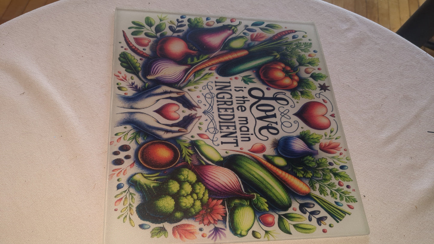Glass cutting board Love is the main ingredient