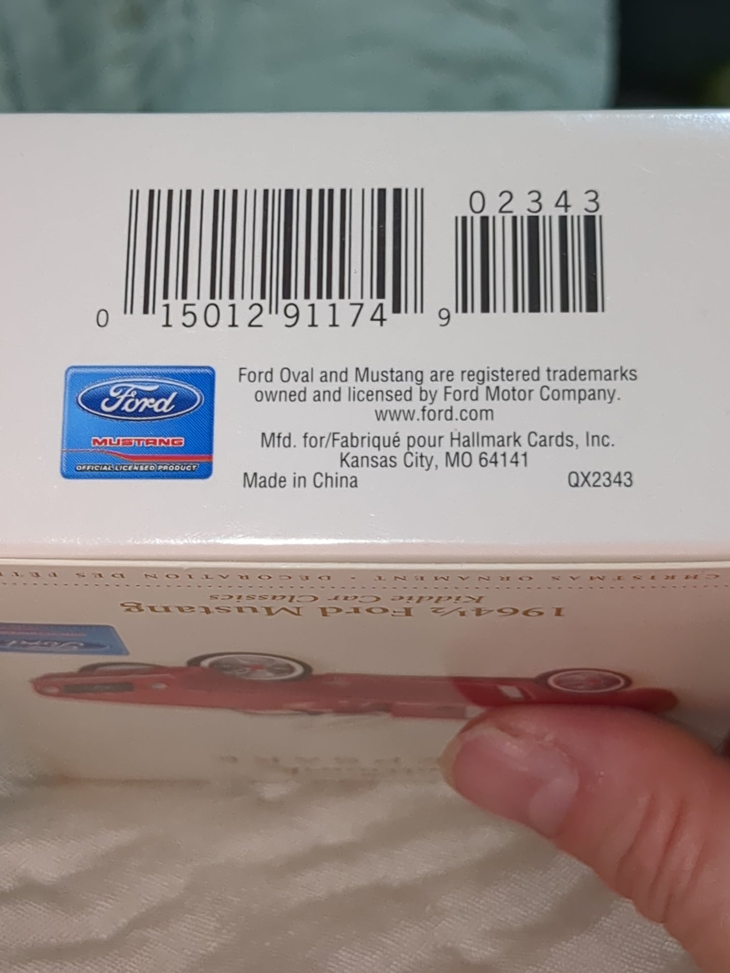 Hallmark 2006 ornament Ford mustang kiddie car HH410