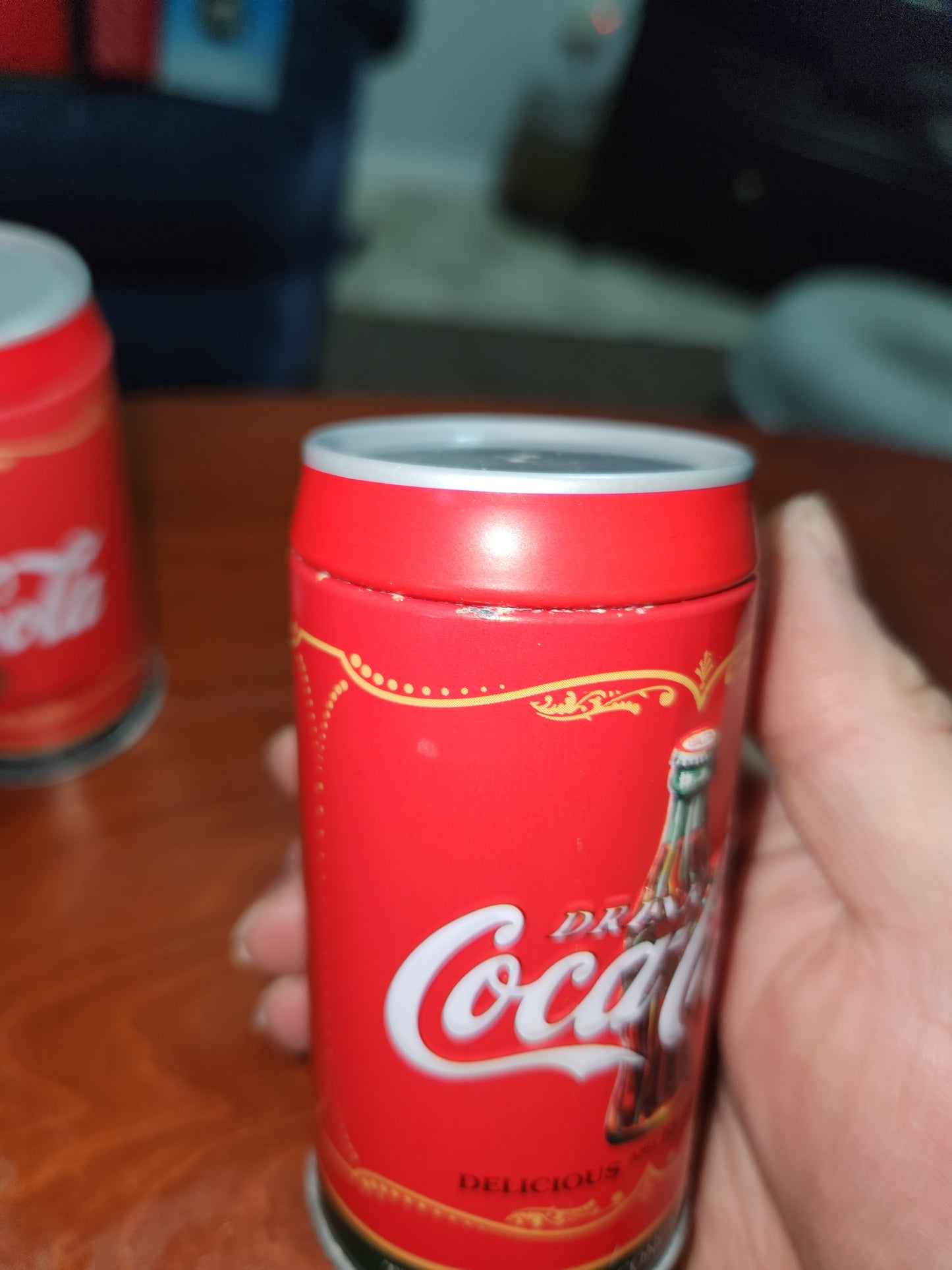 Coca-Cola Coke Collector Metal Can Salt and Pepper Shakers with Caddy Without Box cc109