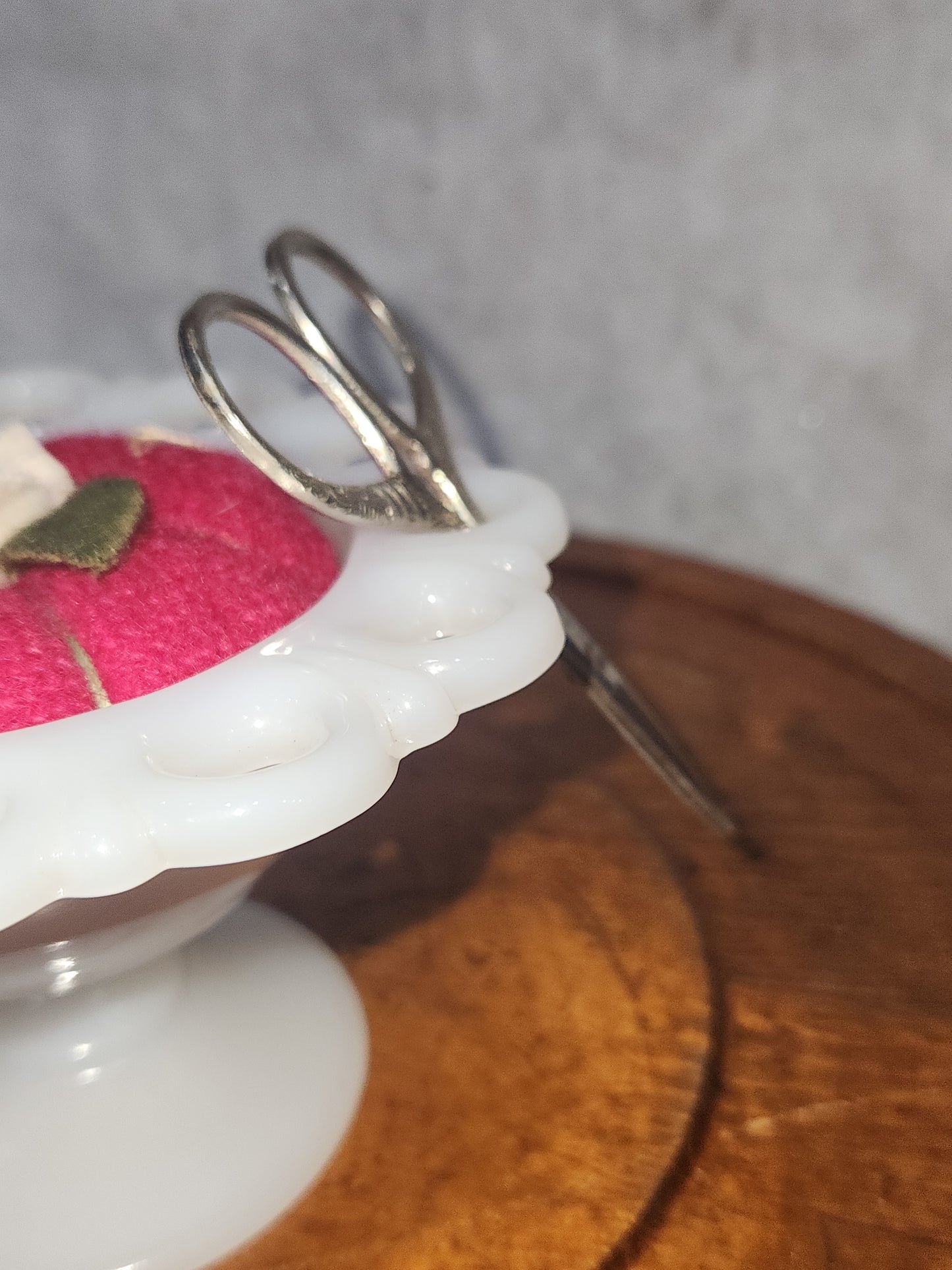 Assemblage Vintage Small Anchor Hocking Old Colony Lace Edge Milk Glass Pedestal Compote Candy pin cushion asm5