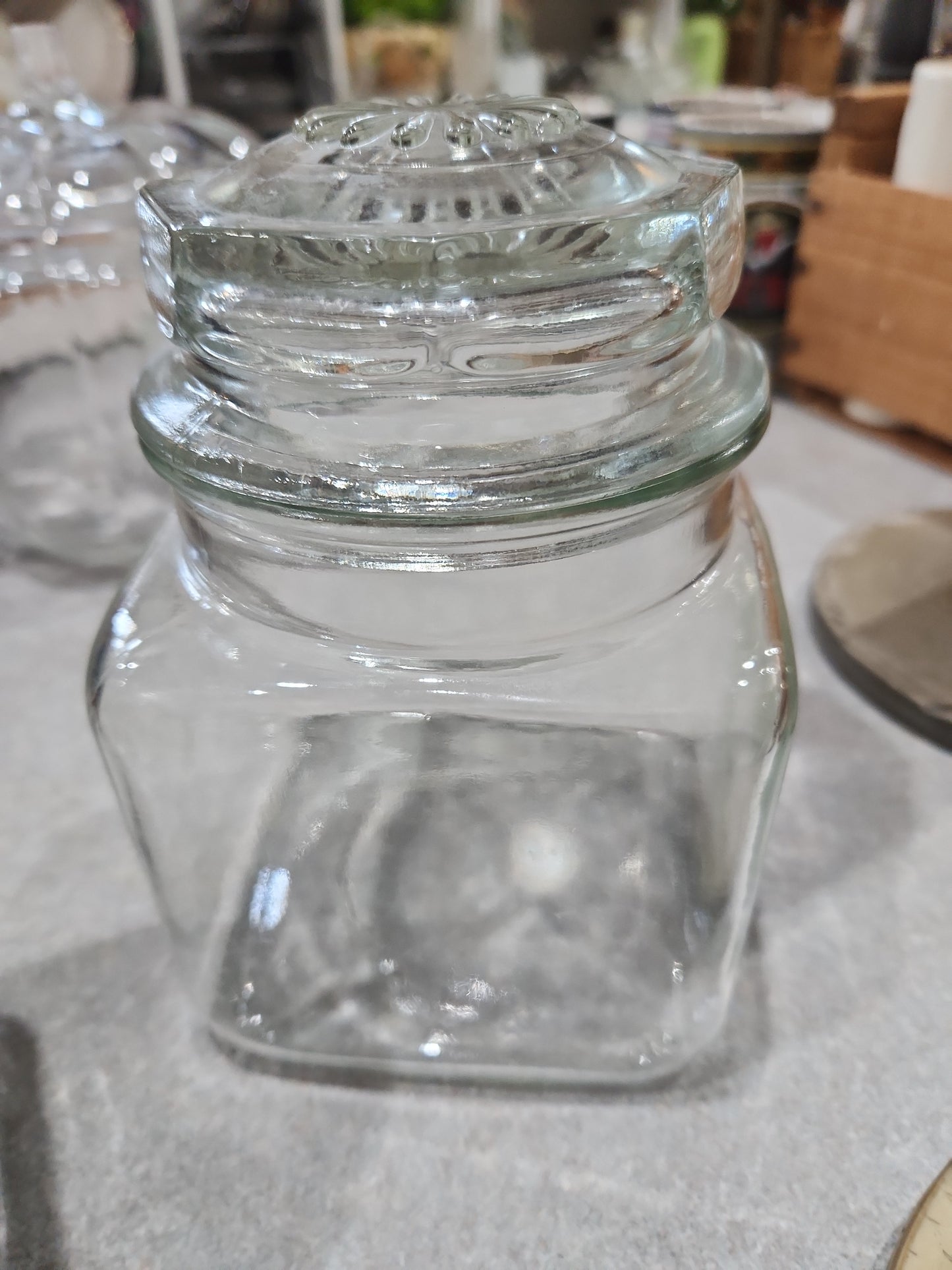 Vintage Clear Heavy Square Glass Canister Jar with Lid gl951