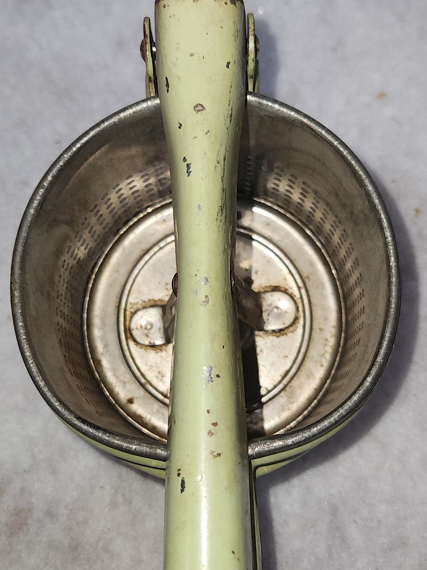 Vintage Old Green Potato Ricer Dirty Mint Green Handle Universal No Makers Mark kit920