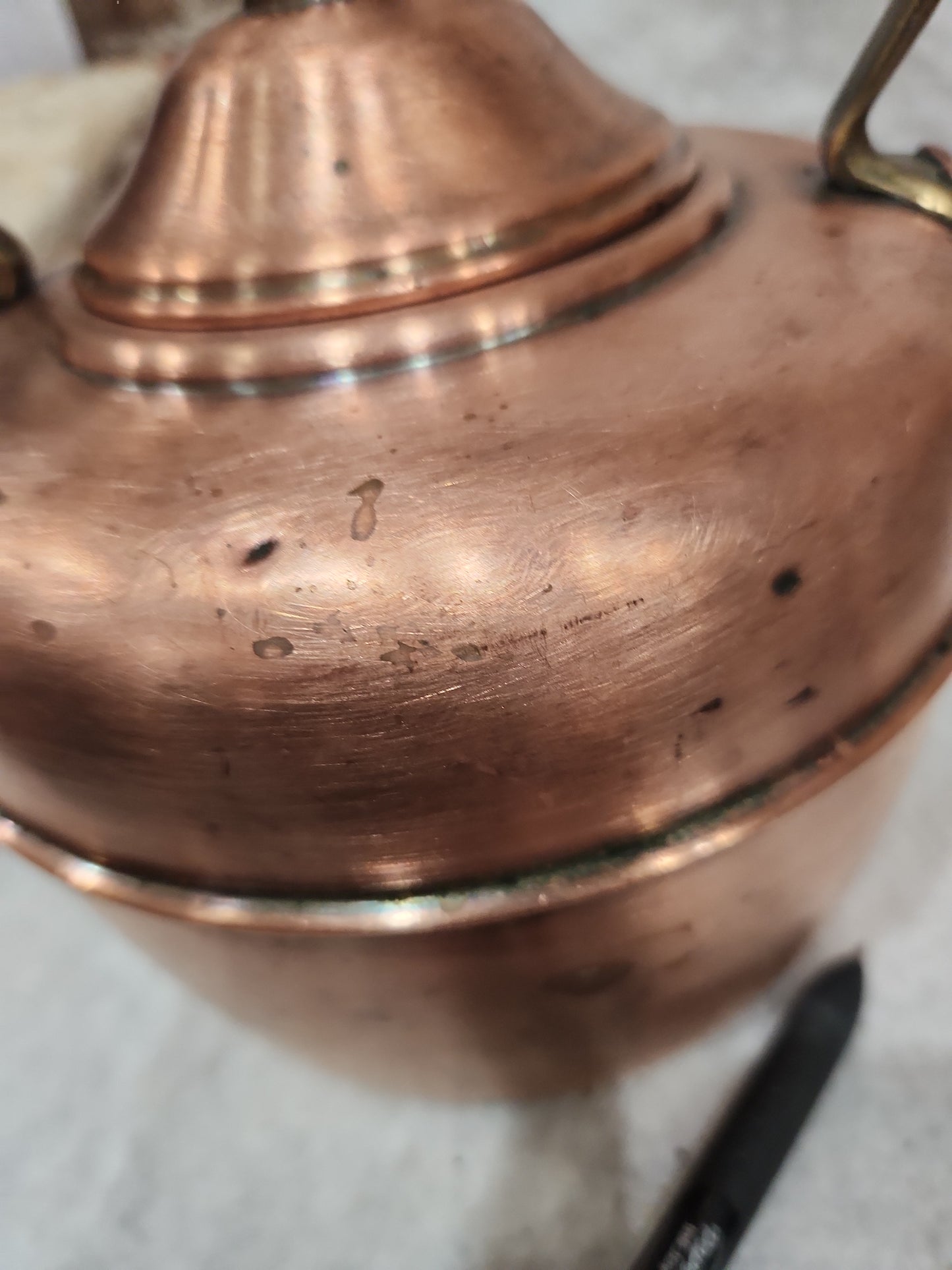 Vintage Copper Tea Pot With Wood Handle made in England kit656