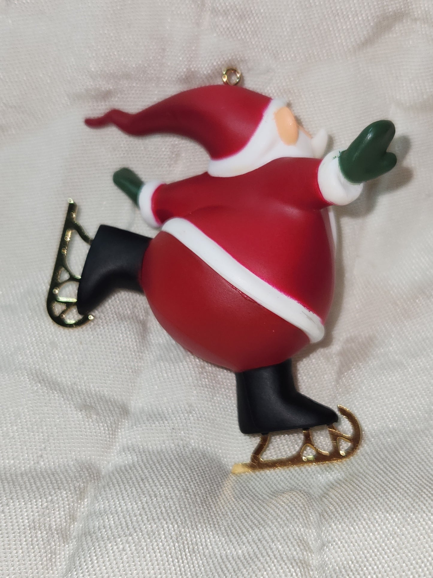 Hallmark Keepsake Ornament 2013 Skating Santa hos7