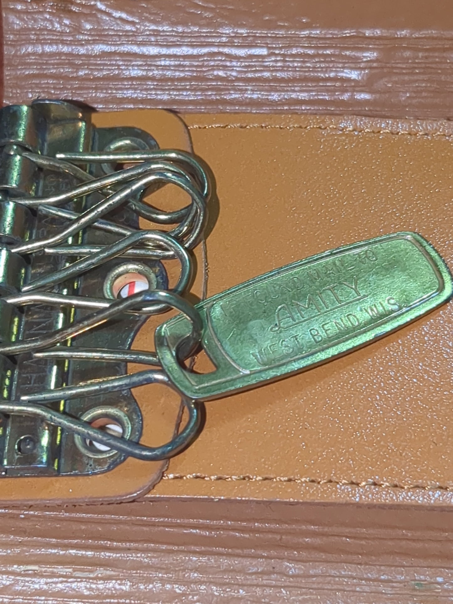 Vintage Amity brown cowhide genuine leather key wallet. New. Jh12