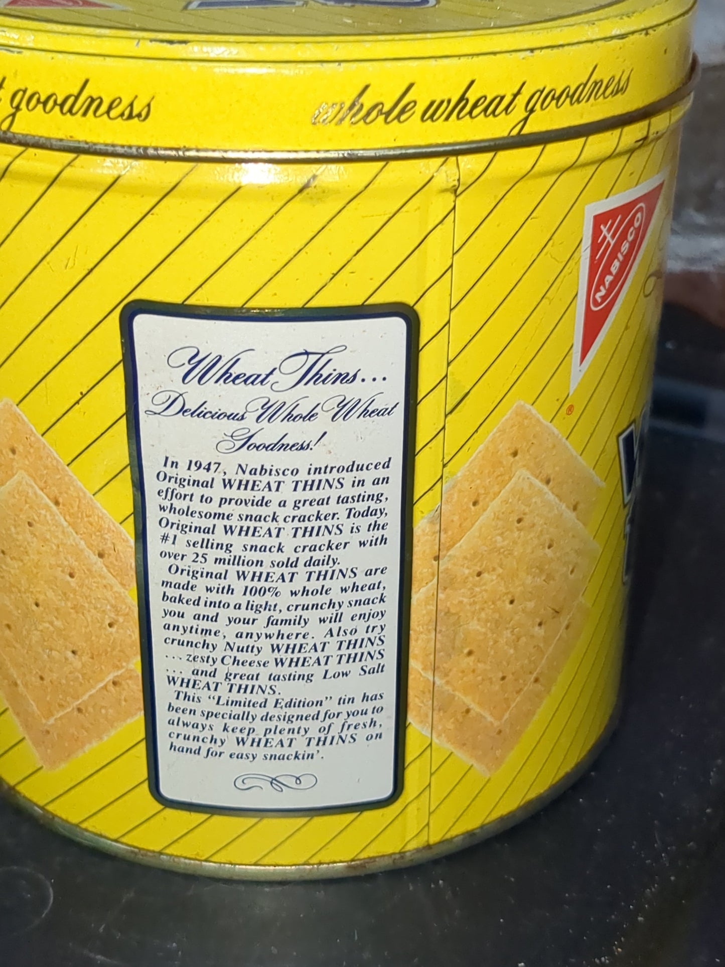 Vintage 1987 Nabisco Original Wheat Thins Snack Cracker Tin 13oz Limited Edition tin900