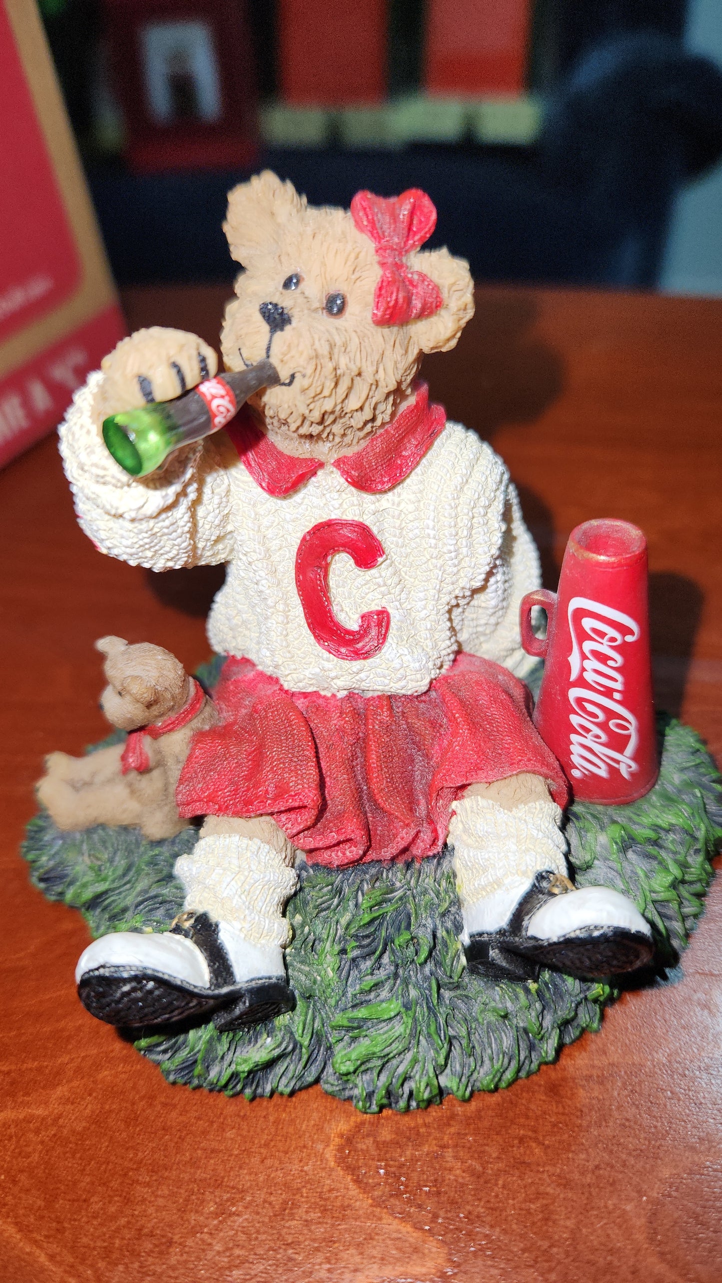 Coca-Cola Coke Boyds Bear cheerleader Dinah Gimmie A "C" Figurine 919938 Coke cc231a