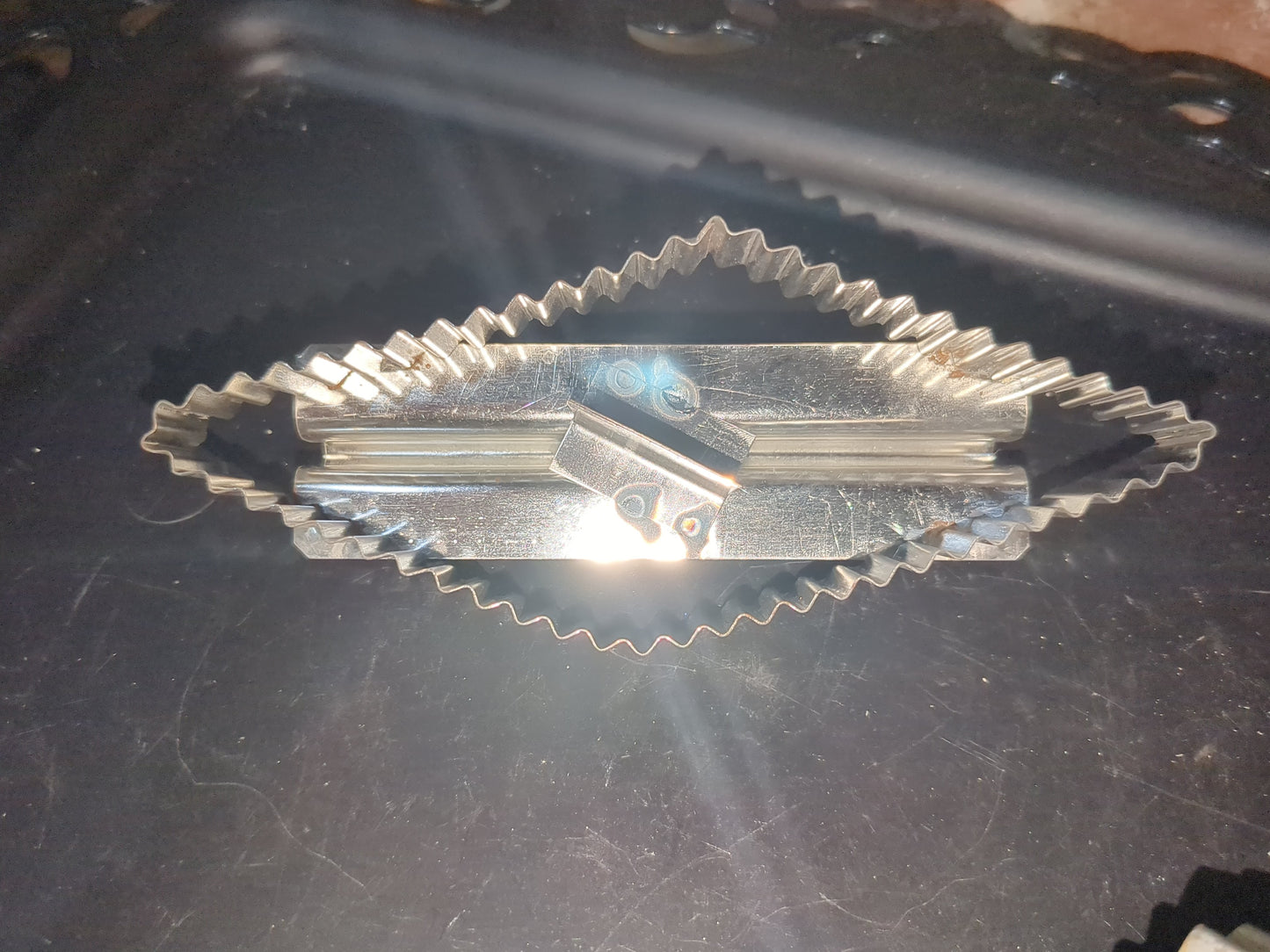Vintage aluminum wrap biscuit cutter kinda diamond shape cc100