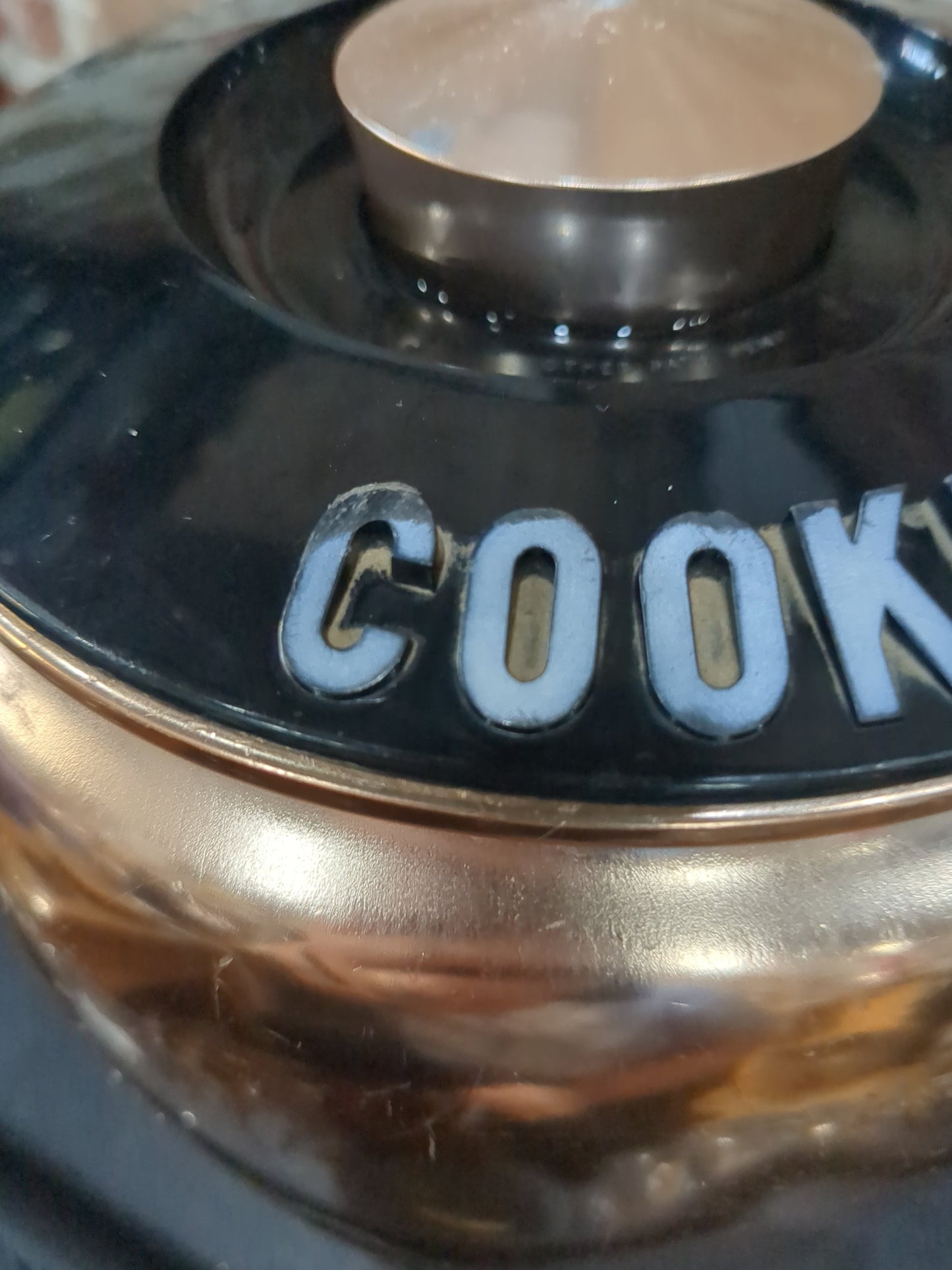 Vintage Kromex pink rose gold aluminum cookie 10 with black lid al6691