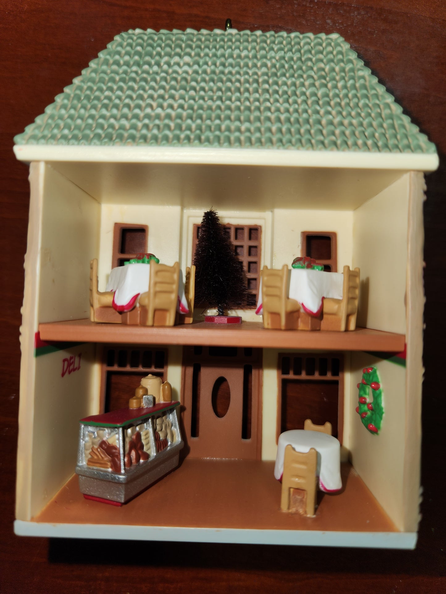 HH2012 Mama's Ristorante Ornament Hallmark Nostalgic Houses NO BOX