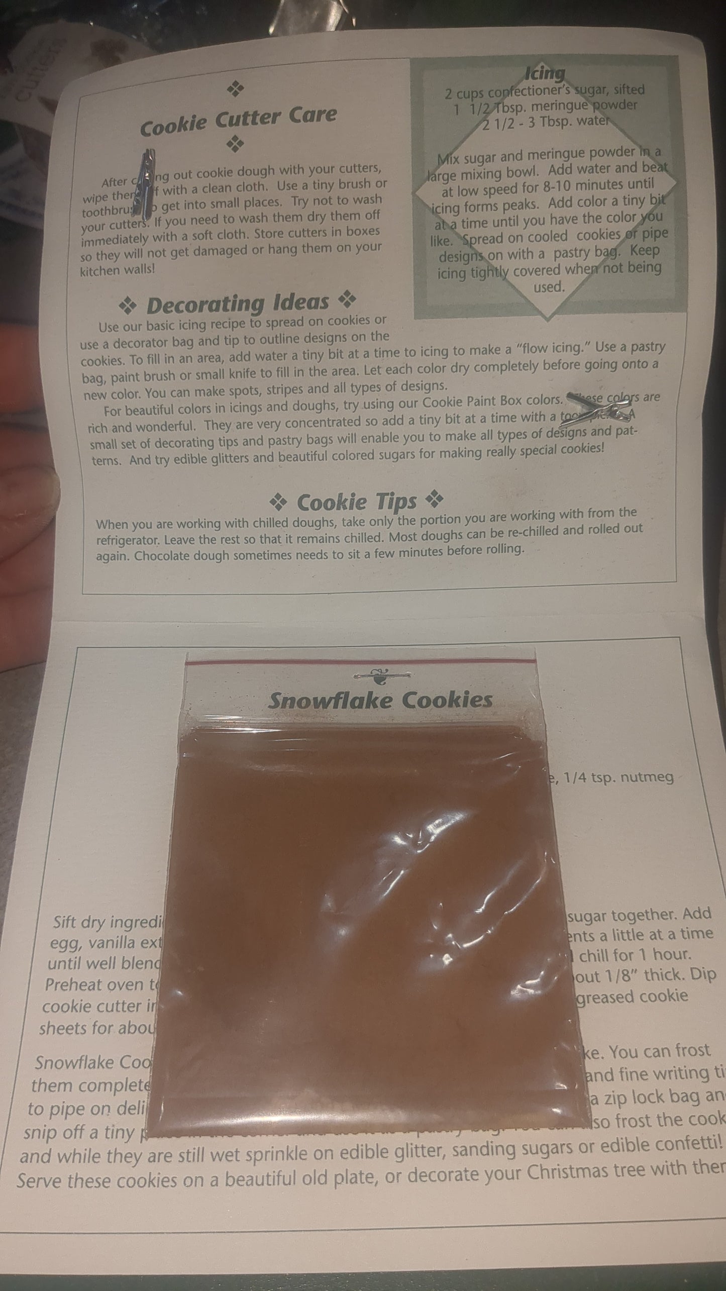 PB5 vintage Patricia Lynn Bradley snowflake cookie cutter Bark & Bradley Snowflake Cookie cutter