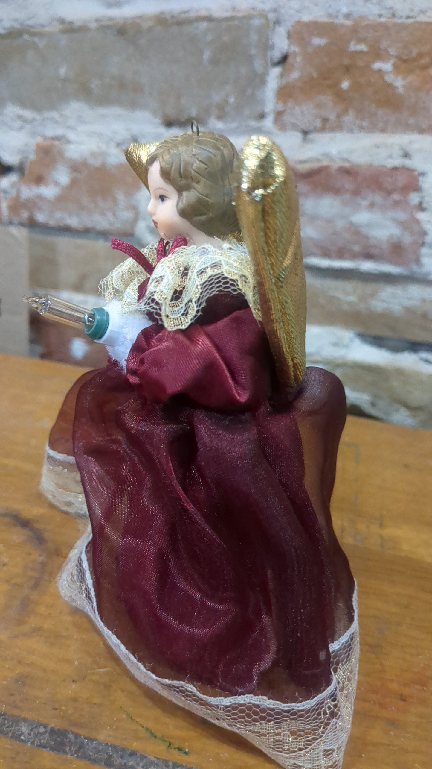 Angel tree topper 6"