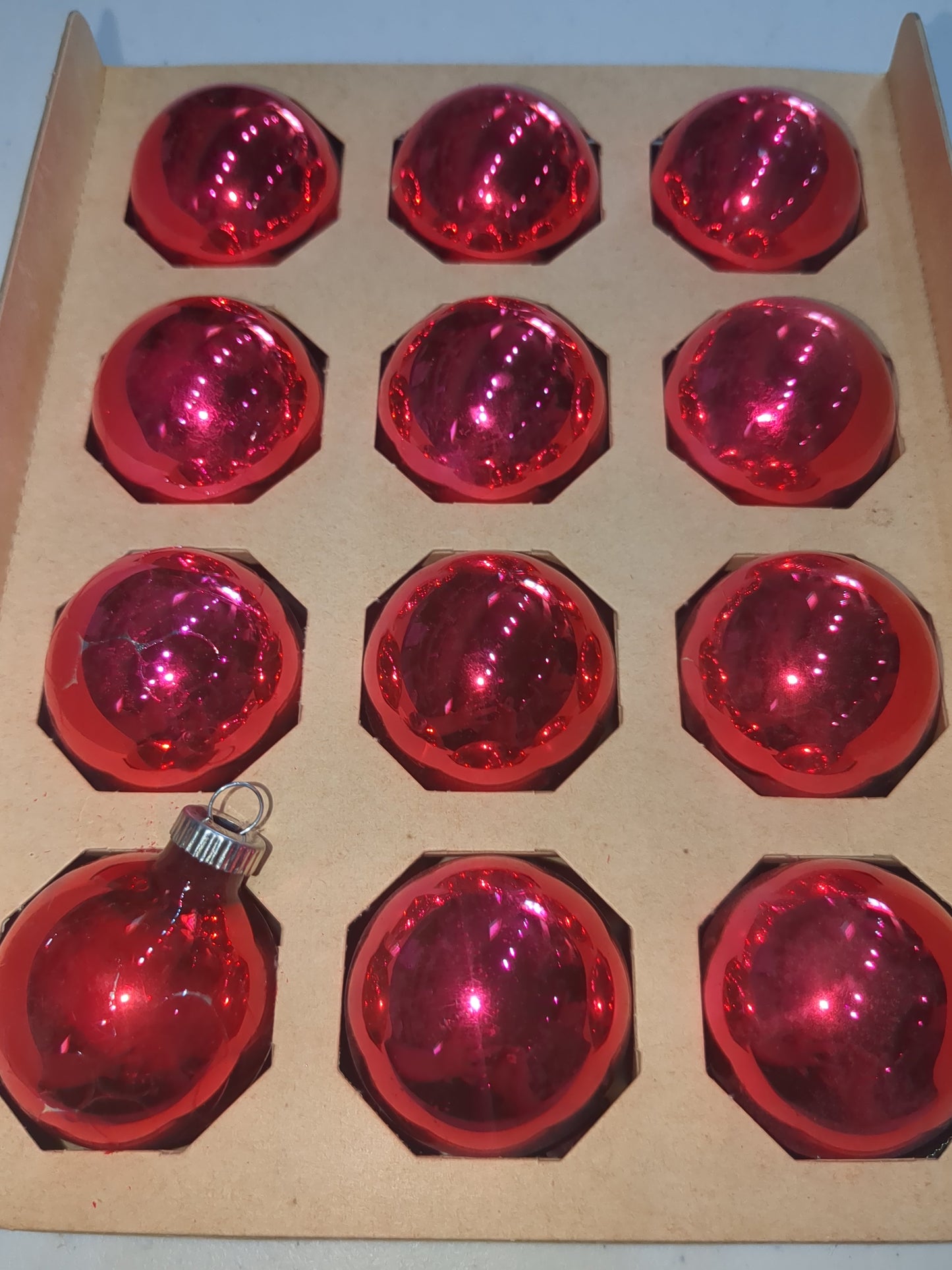 Bo4 box of shiny bright hot pink ornament 1 1/2"