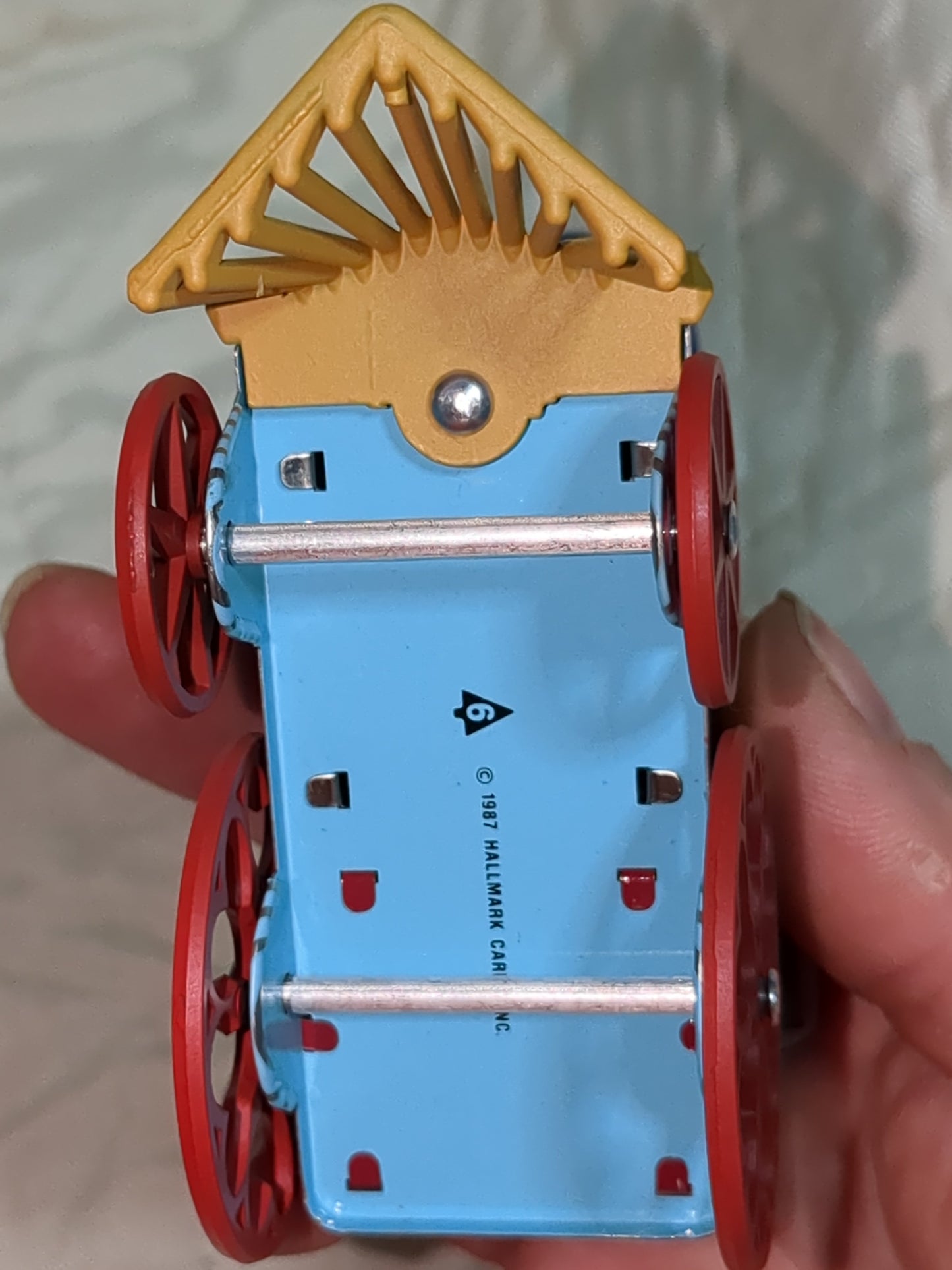 Vintage 1987 Hallmark tin locomotive series train #6 HH298