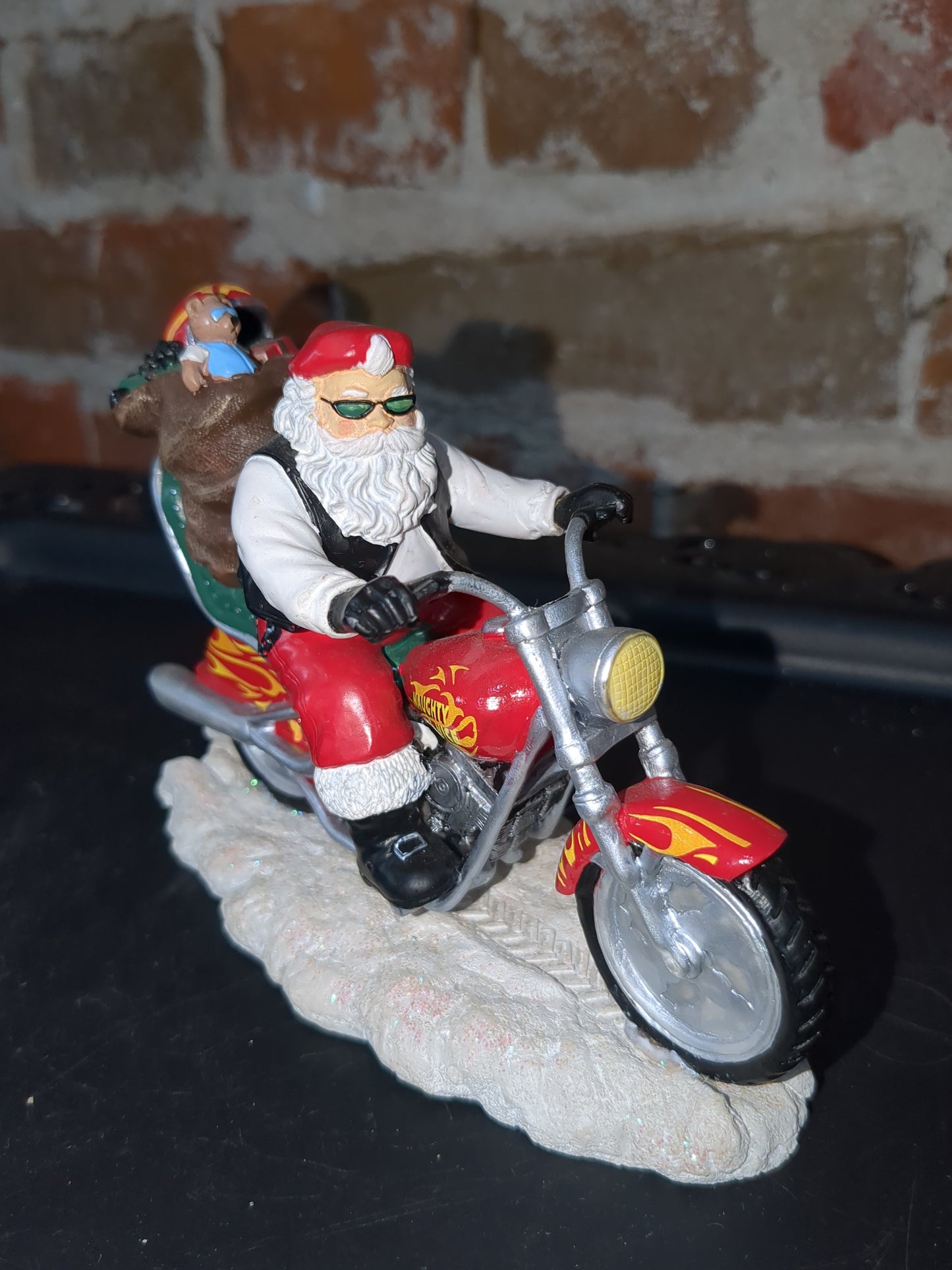 Christmas Limited Edition Rebel Without A Claus motorcycle Figurine "Santa Claus is Cruisin' to town" by Hamilton r10