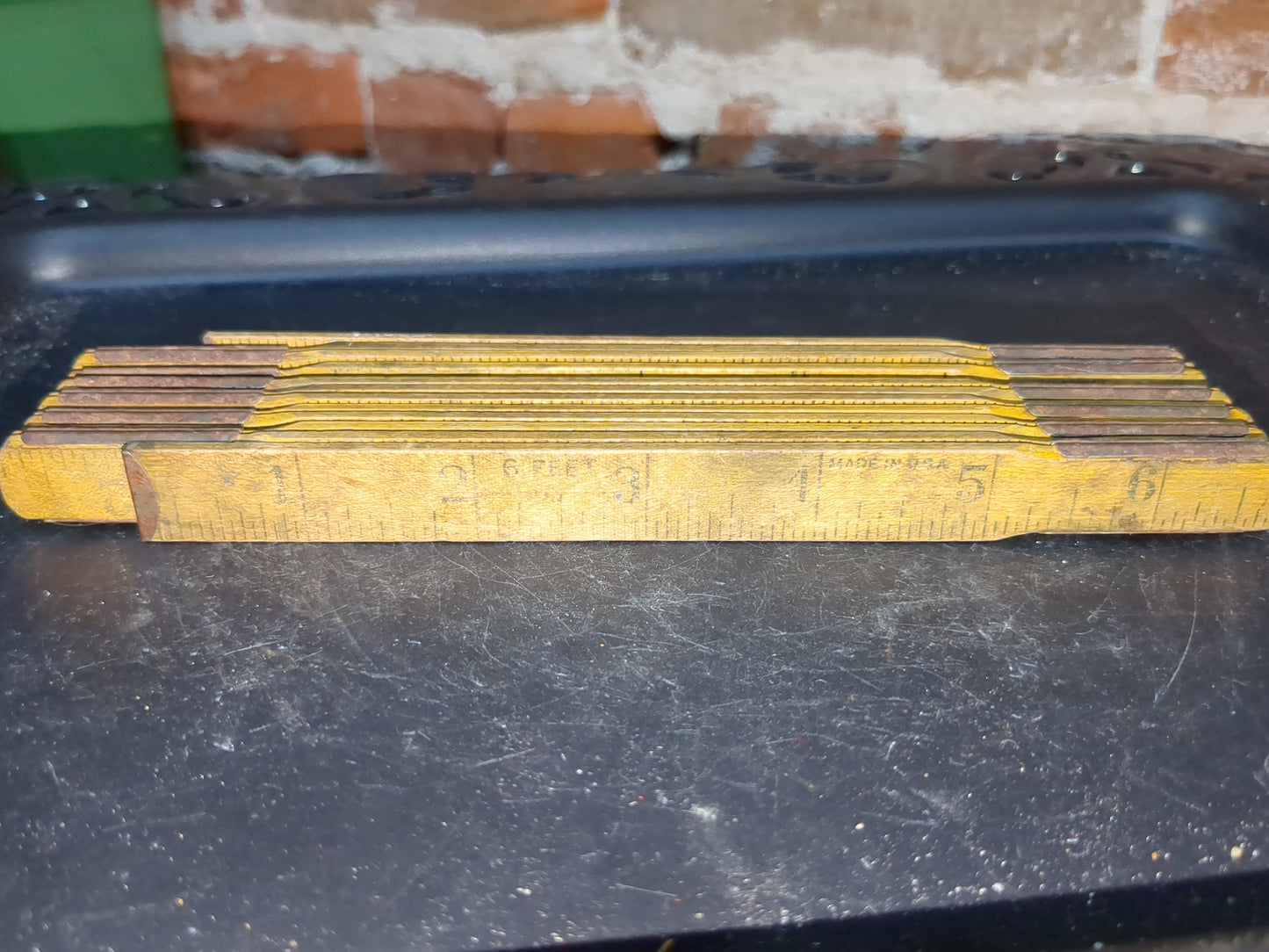Vintage wooden folding ruler wr1