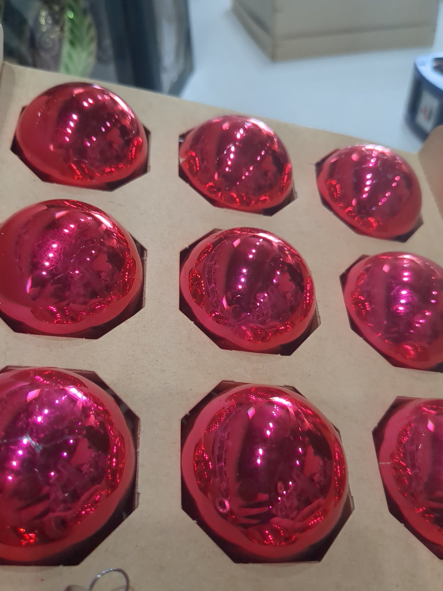 Bo4 box of shiny bright hot pink ornament 1 1/2"