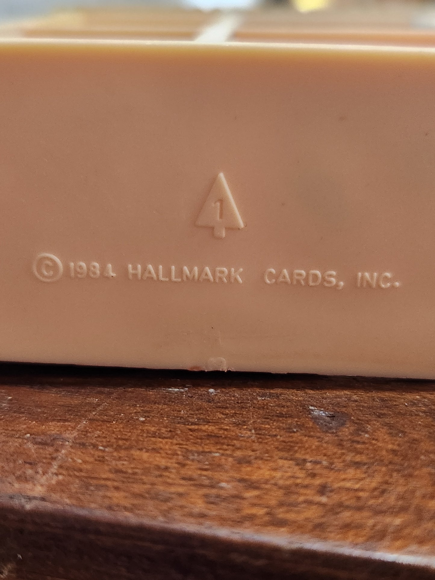 HH1984 first in series dollhouse Ornament Hallmark Nostalgic Houses