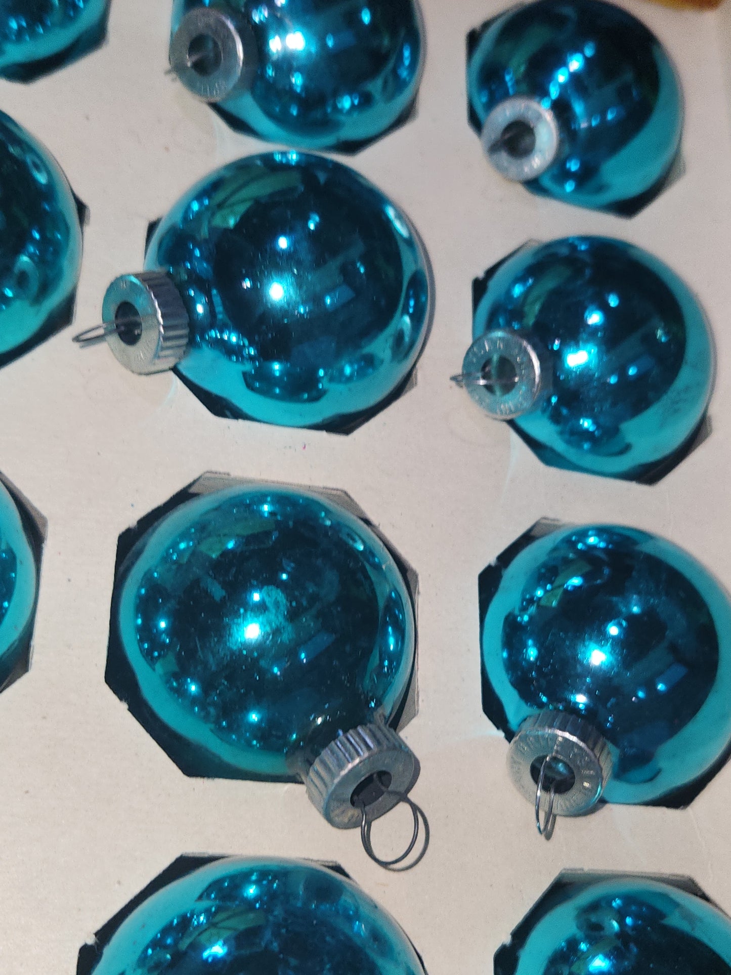 Box of vintage Shiny Brite turquoise blue ornament 1 1/2" Bo14