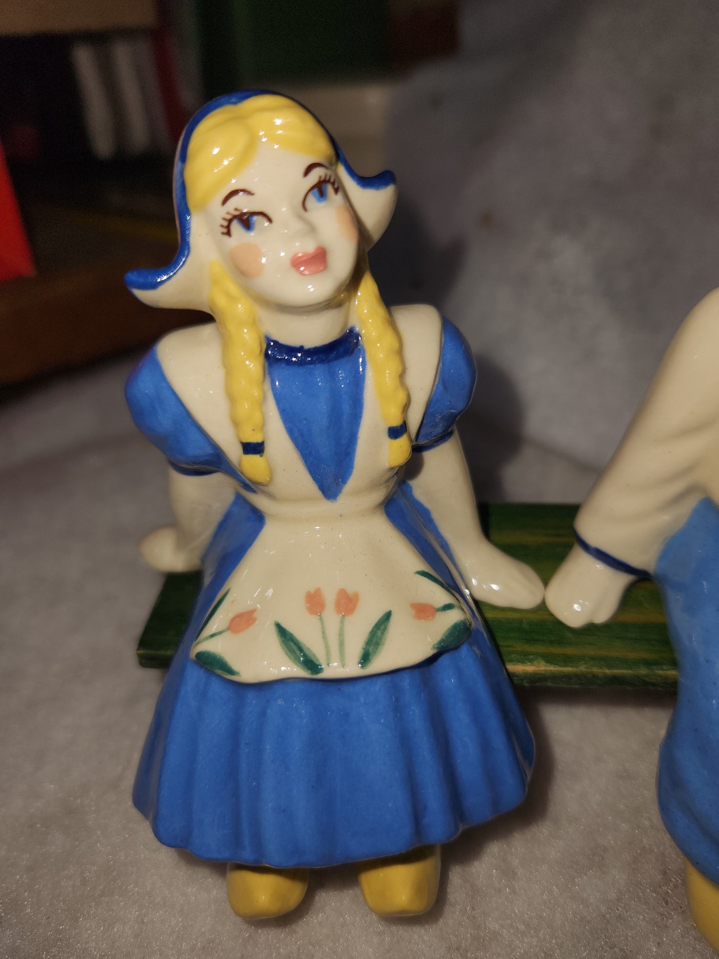 Vintage Ceramic Arts Studio Madison Wis Dutch Boy & Girl Shelf Sitters 4” Tall dut1